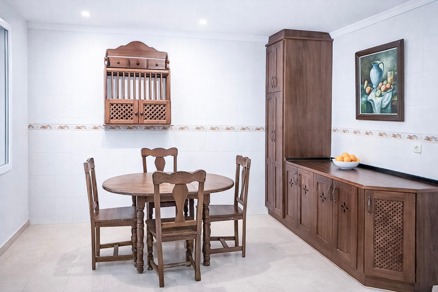 Casa Adosada en Venta en Avenida Solidaridad - 8