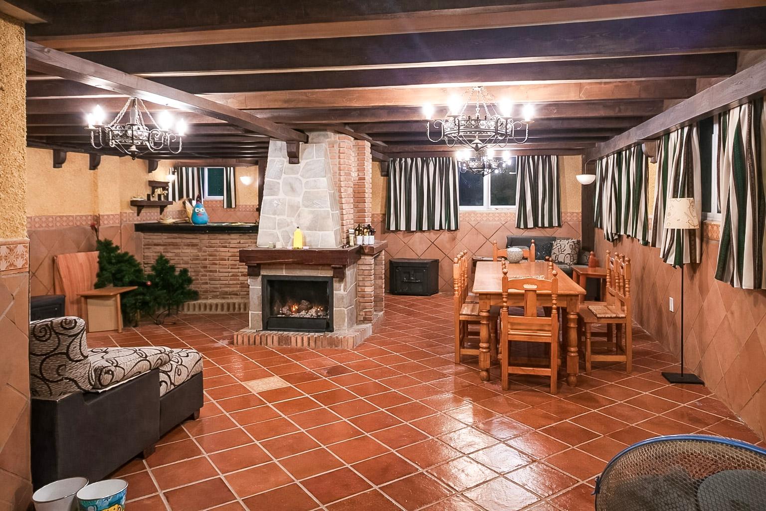 Casa Adosada en Venta en Avenida Solidaridad - 12