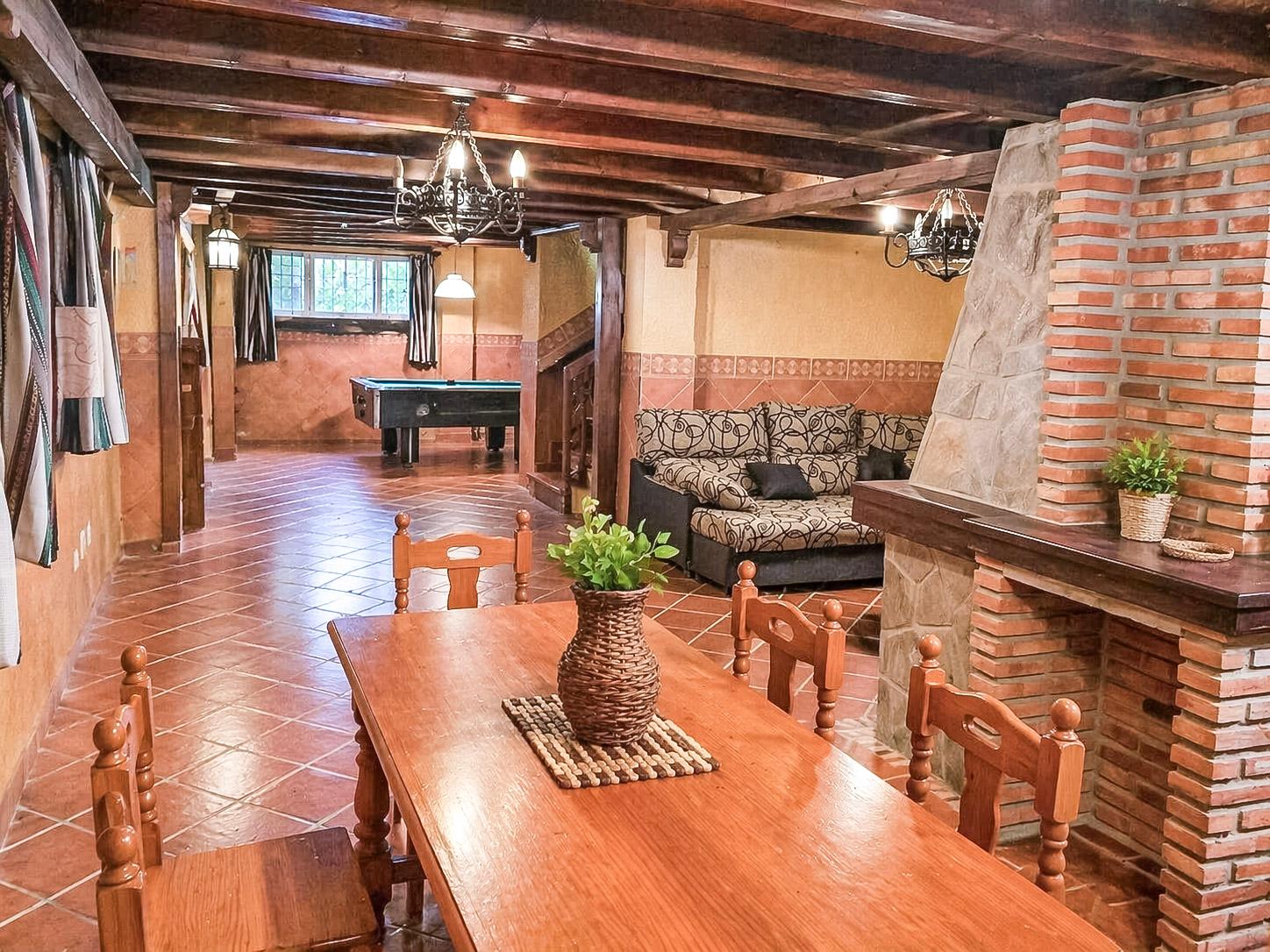 Casa Adosada en Venta en Avenida Solidaridad - 11