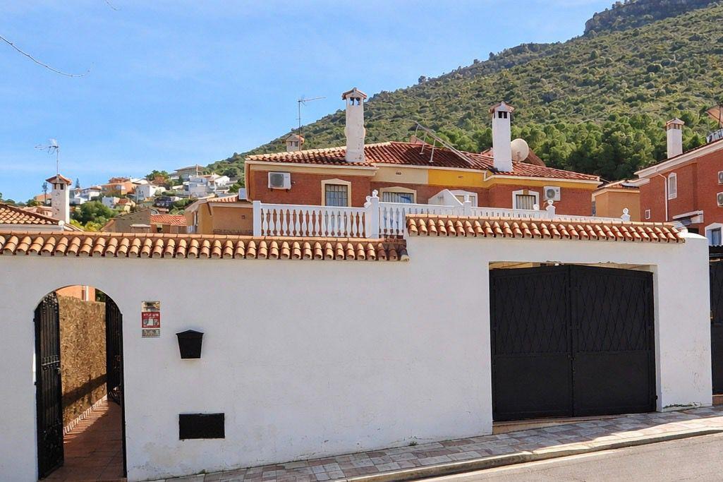 Casa Adosada en Venta en Avenida Solidaridad - 1