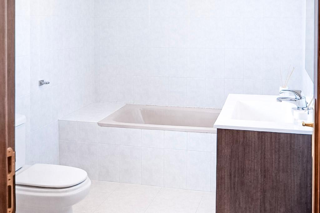 Casa Adosada en Venta en Avenida Solidaridad - 9