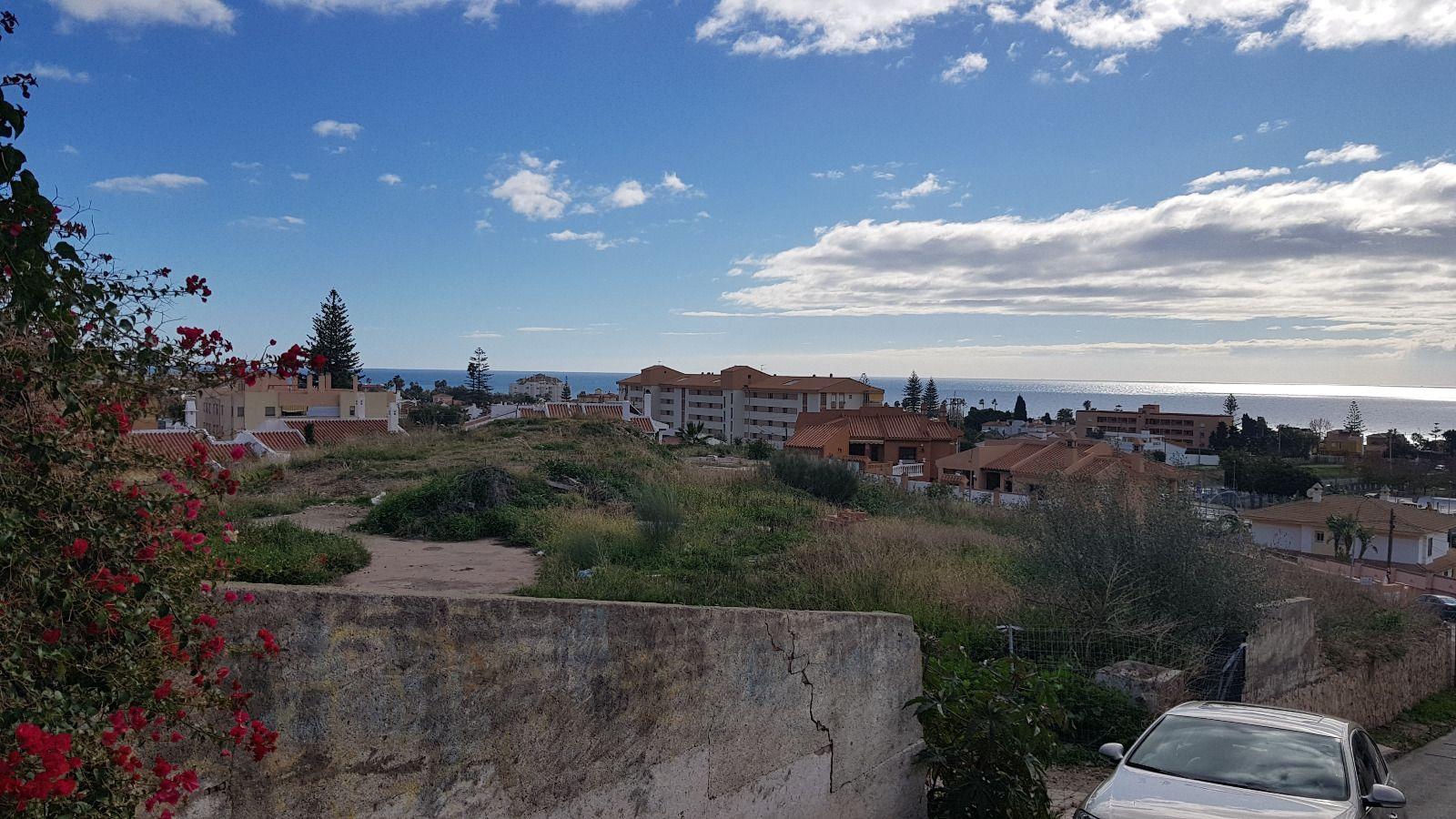 Parcela Comercial en Venta en Calle Clavel - 5