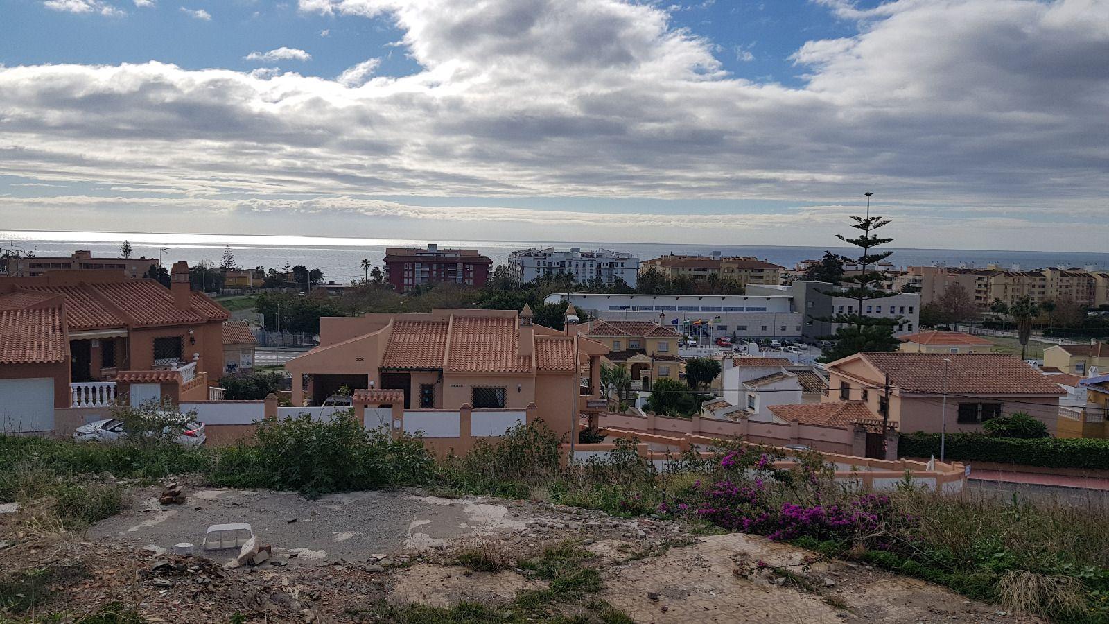 Parcela Comercial en Venta en Calle Clavel - 4