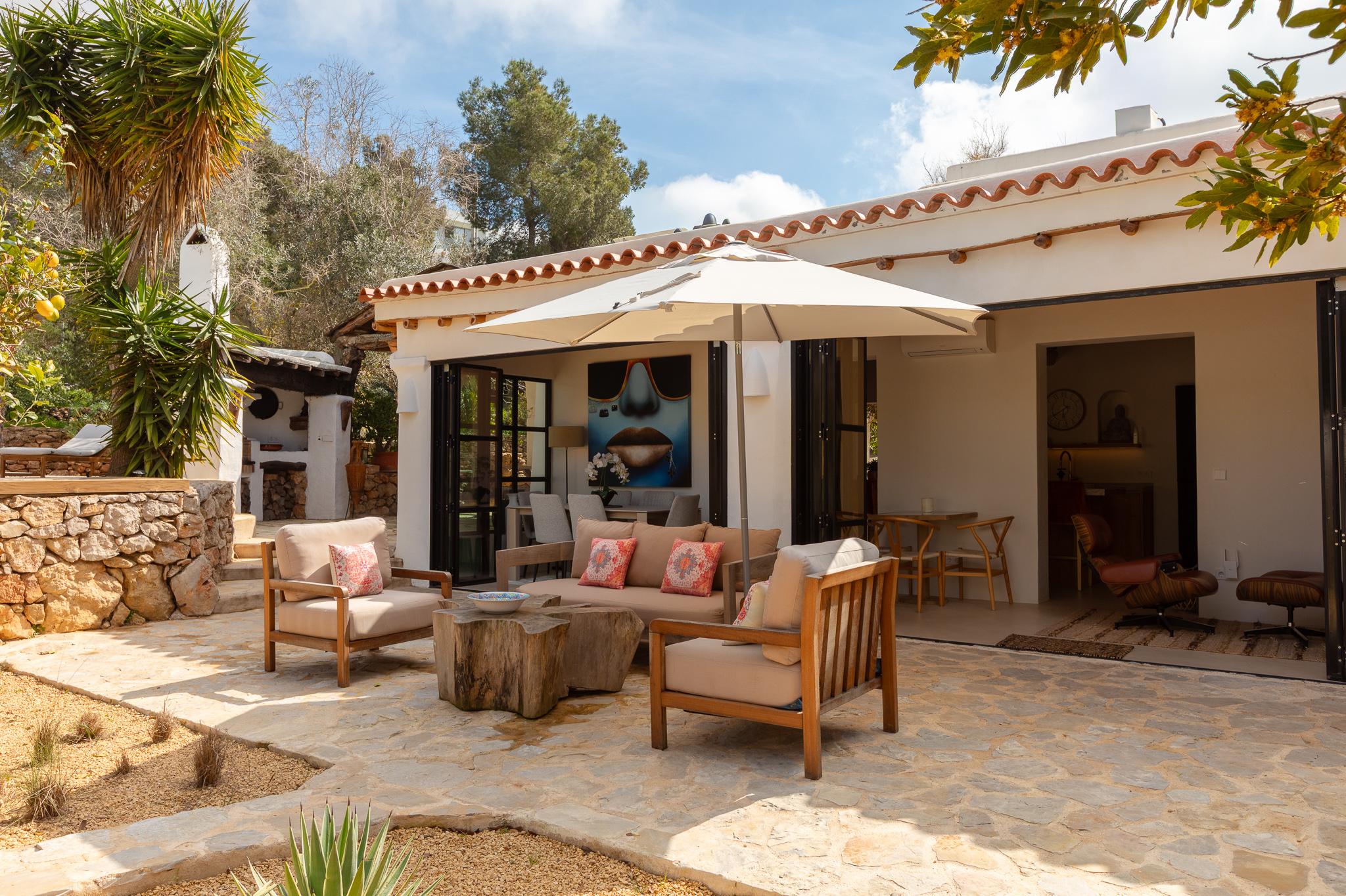 Villa en Venta en Carretera Ei-651 - 47