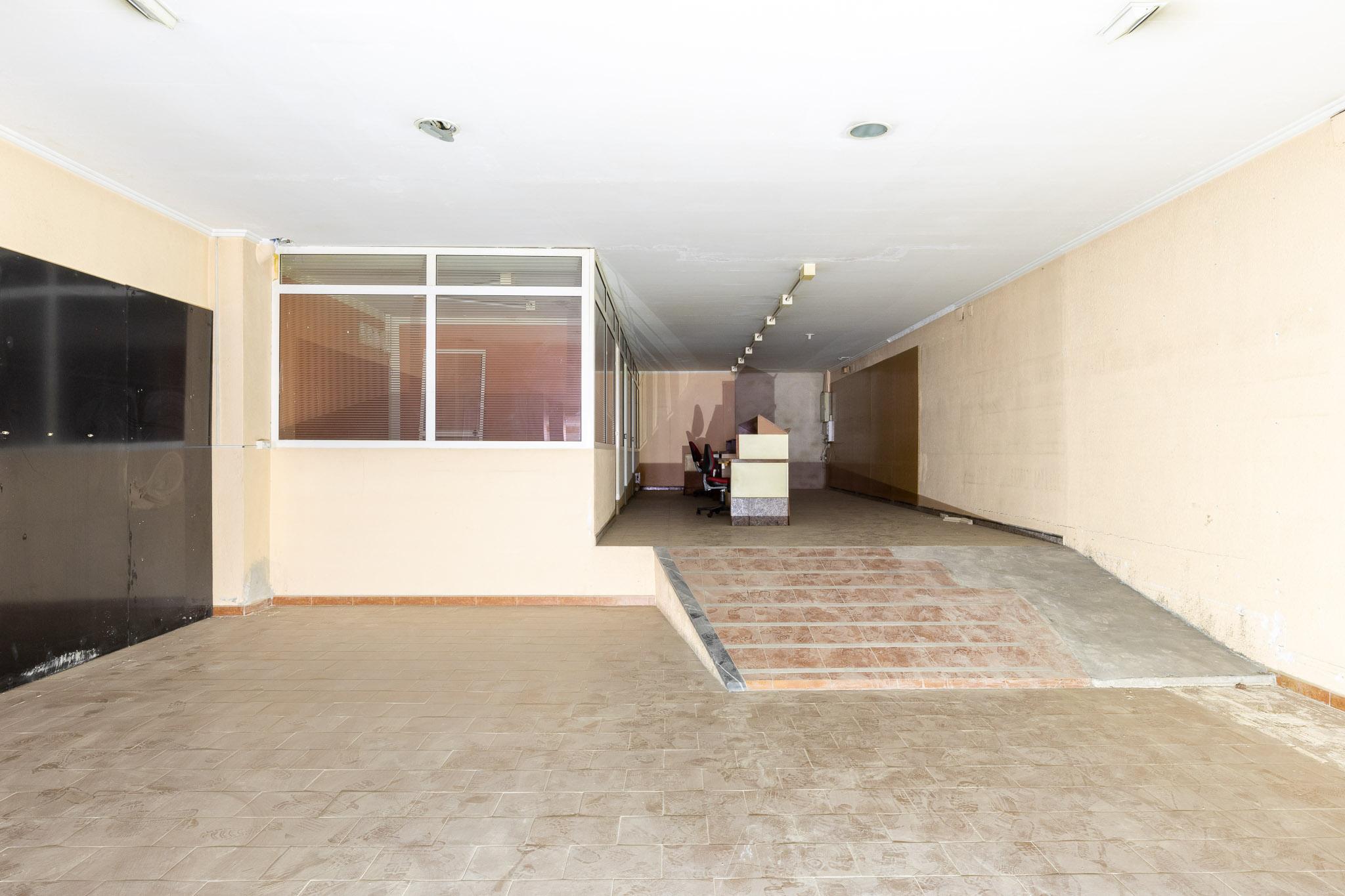 Local en Alquiler en Carrer del Duc de Llíria - 4