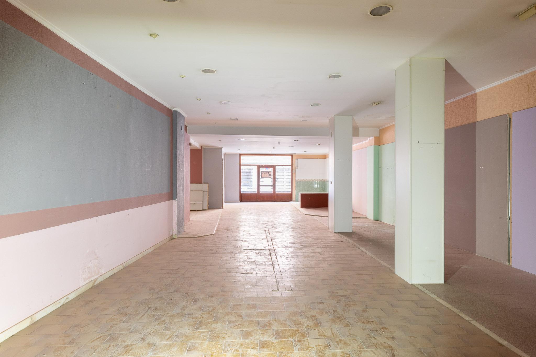 Local en Alquiler en Carrer del Duc de Llíria - 27