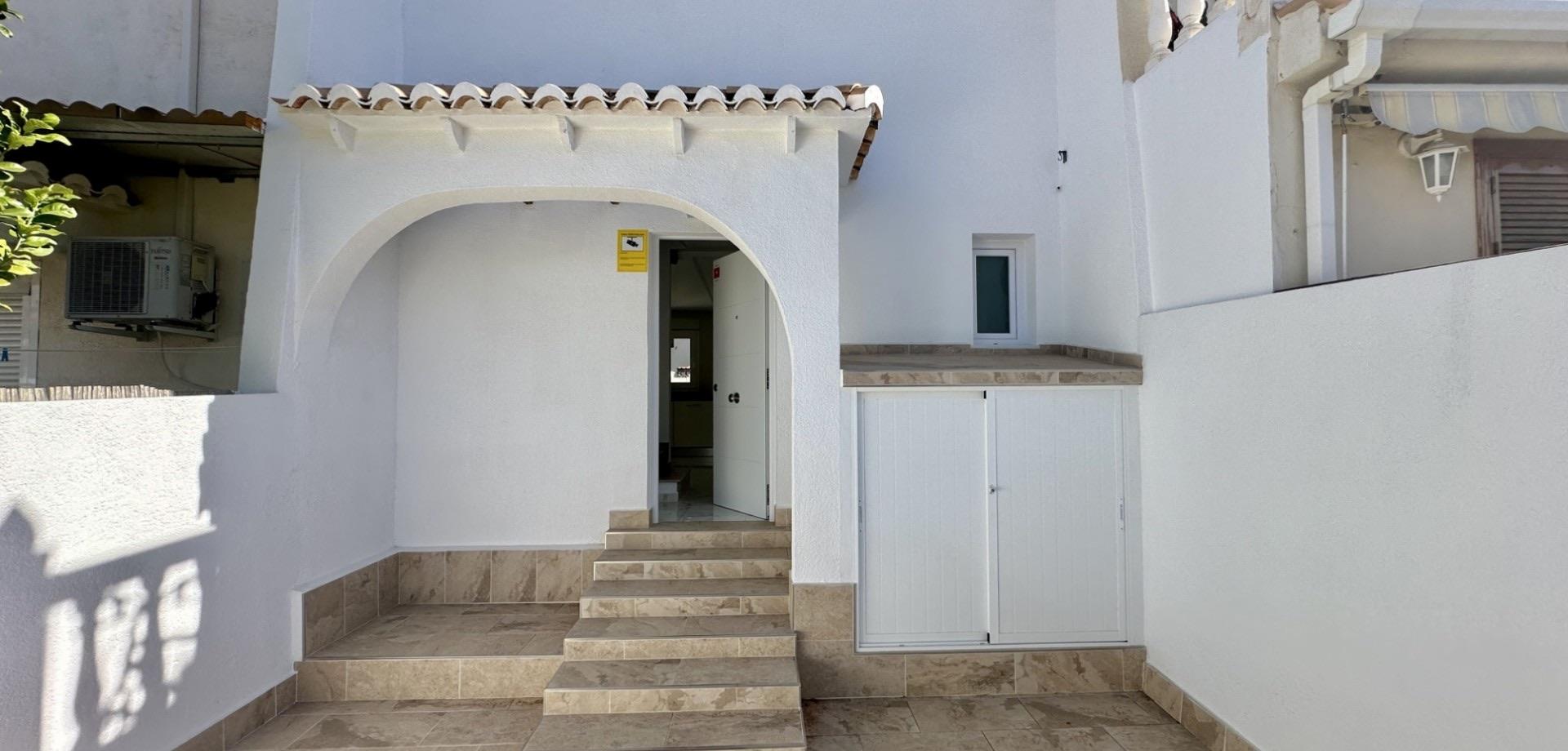 Casa Adosada en Venta en Av. de Torrevieja - 7