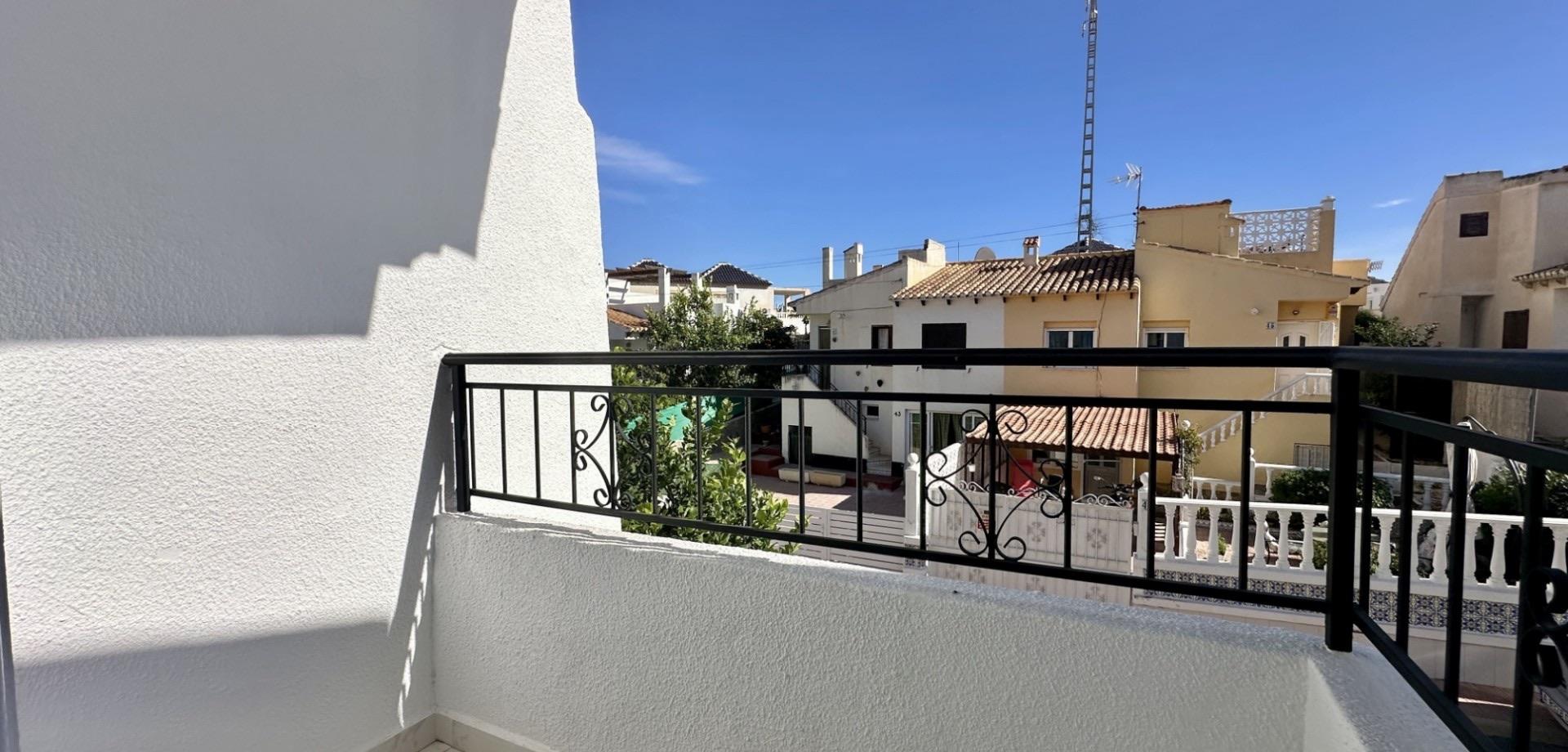 Casa Adosada en Venta en Av. de Torrevieja - 20