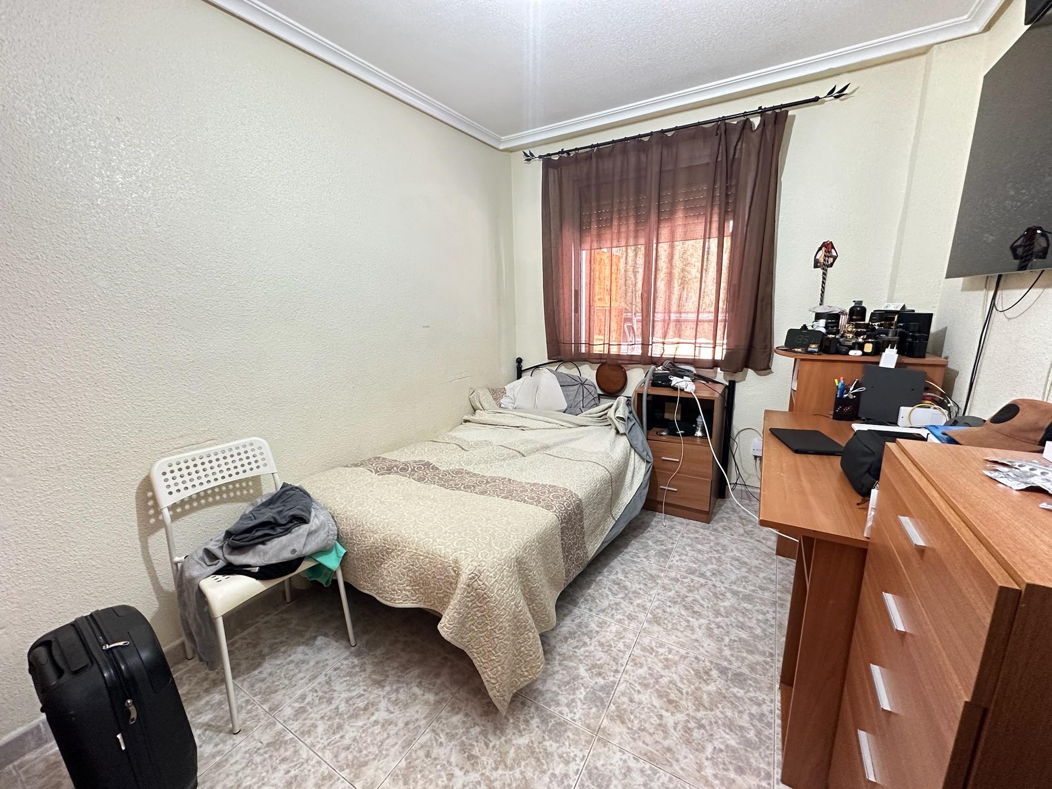 Piso en Venta - Calle Villa de Chiva - 11