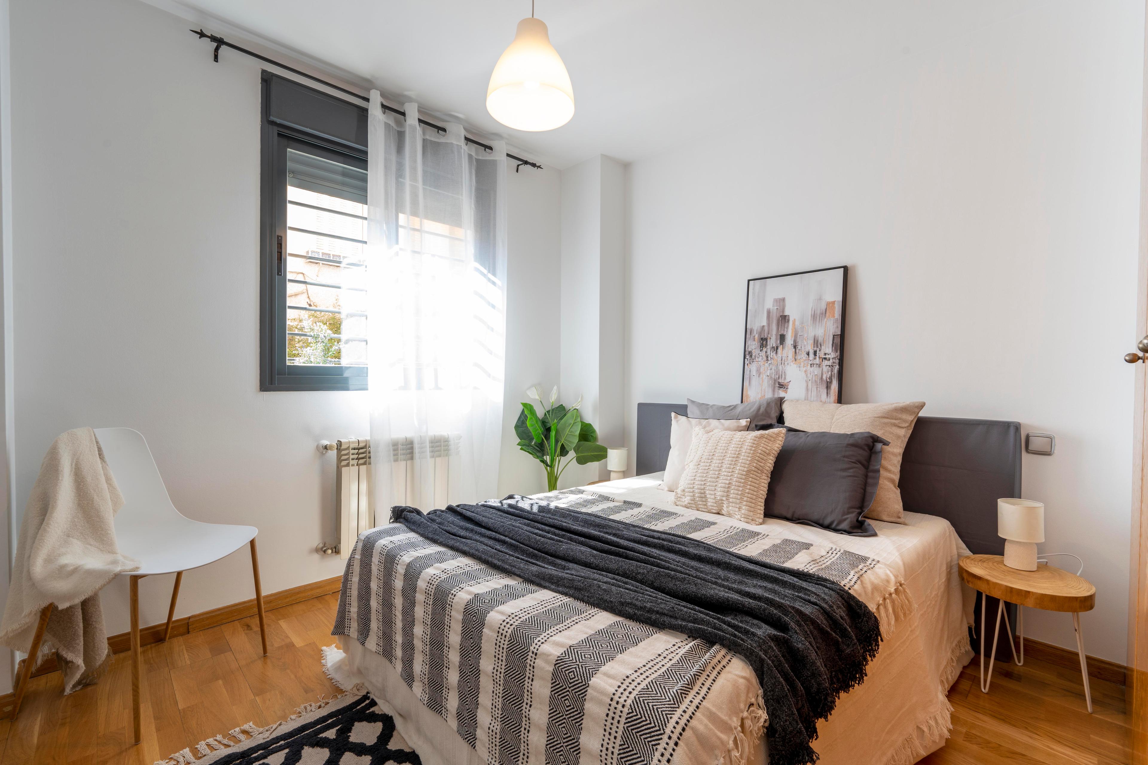 Piso en Venta - C. de Rufino Blanco - 10