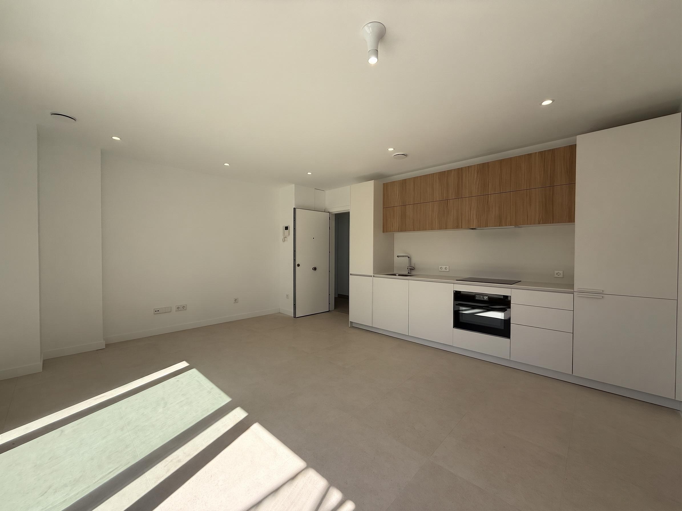 Piso en Alquiler en C. de López de Hoyos - 5