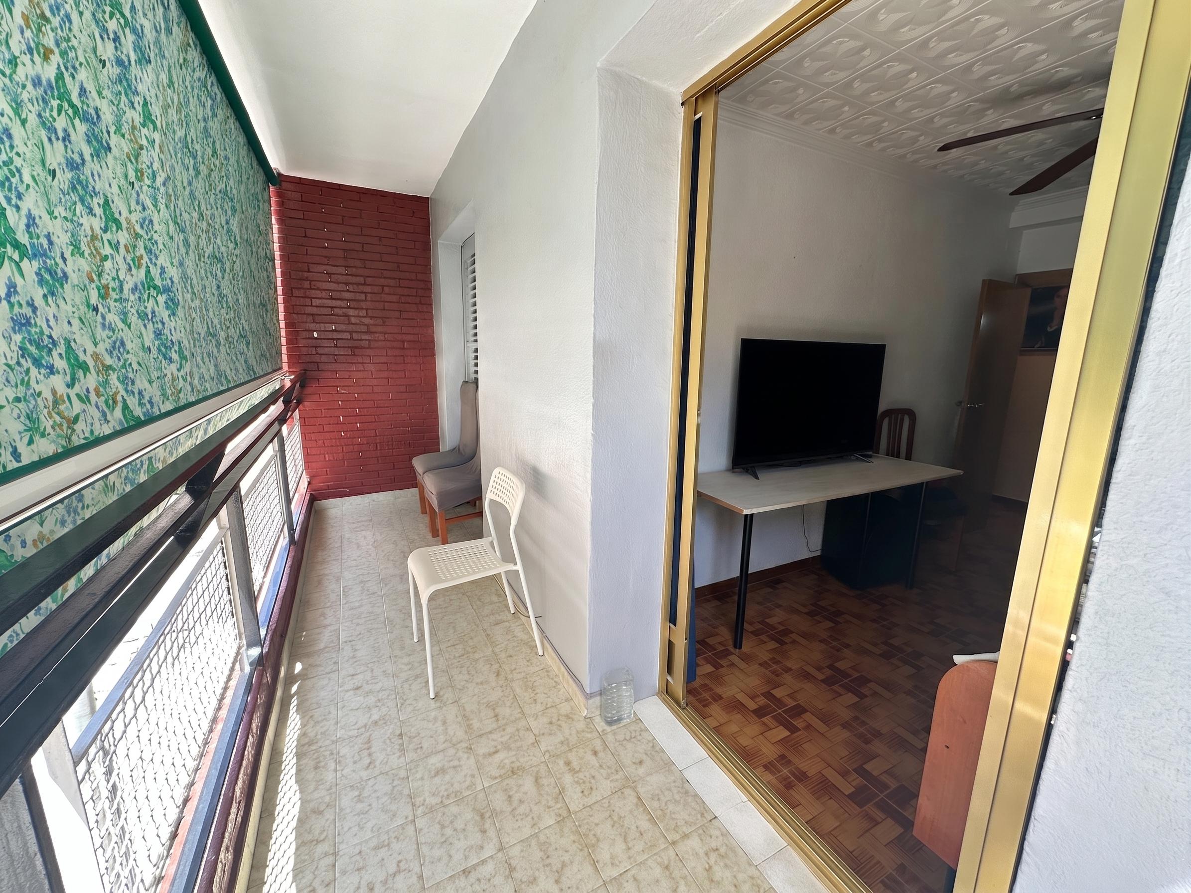 Piso en Venta en Calle Villa de Chiva - 12