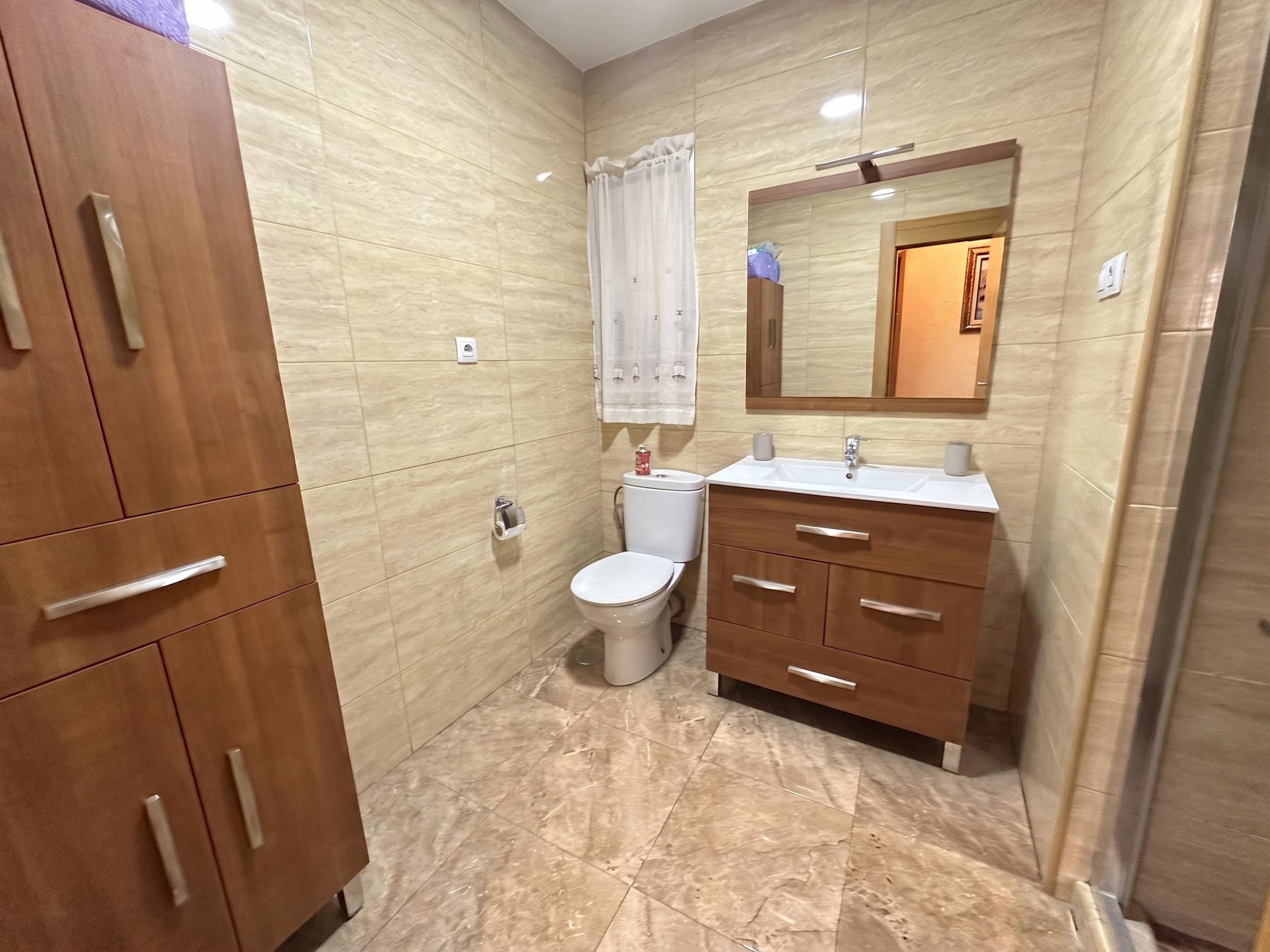 Piso en Venta en Calle Villa de Chiva - 8