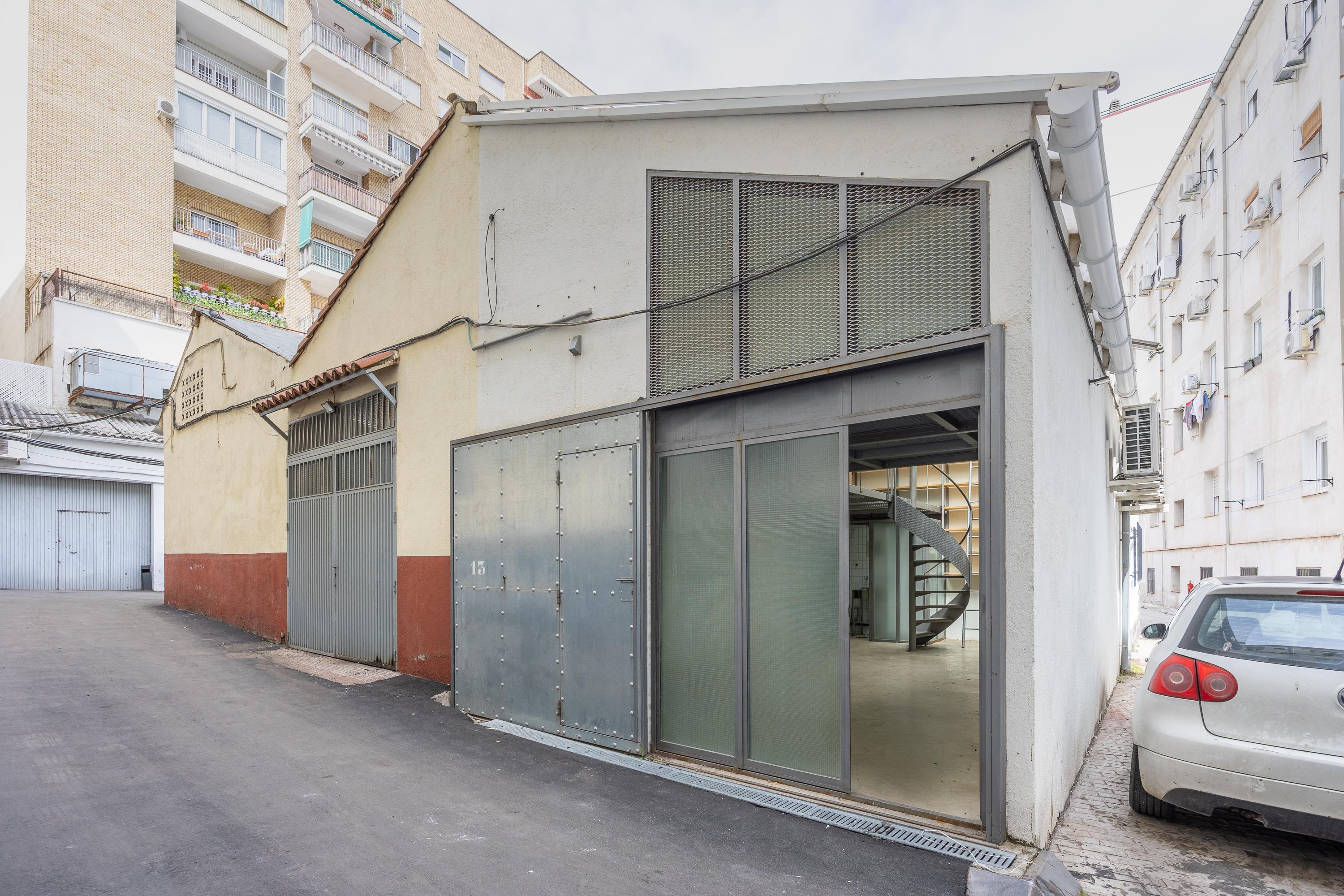 Local en Venta en Calle de Feijóo - 14