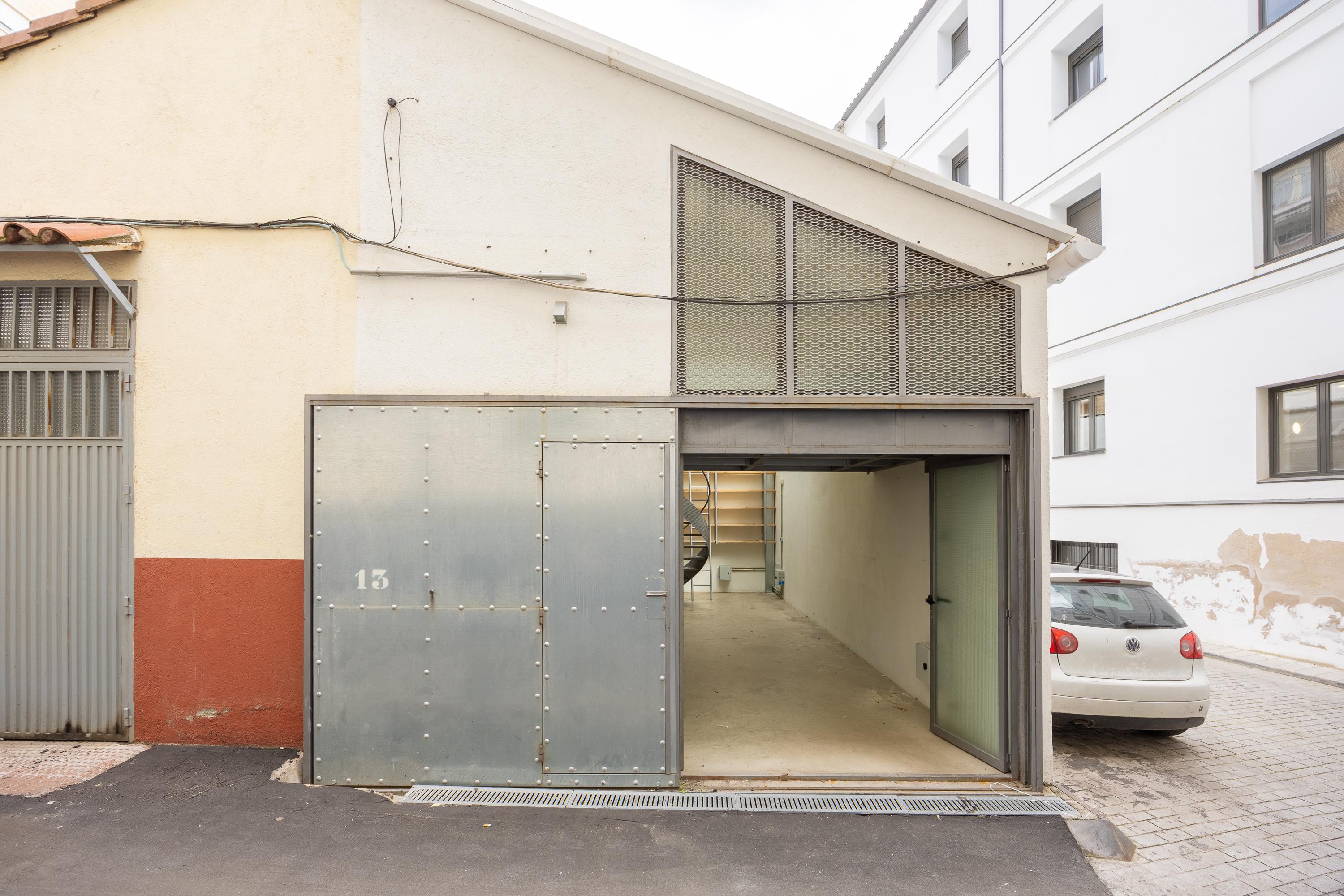 Local en Venta en Calle de Feijóo - 15