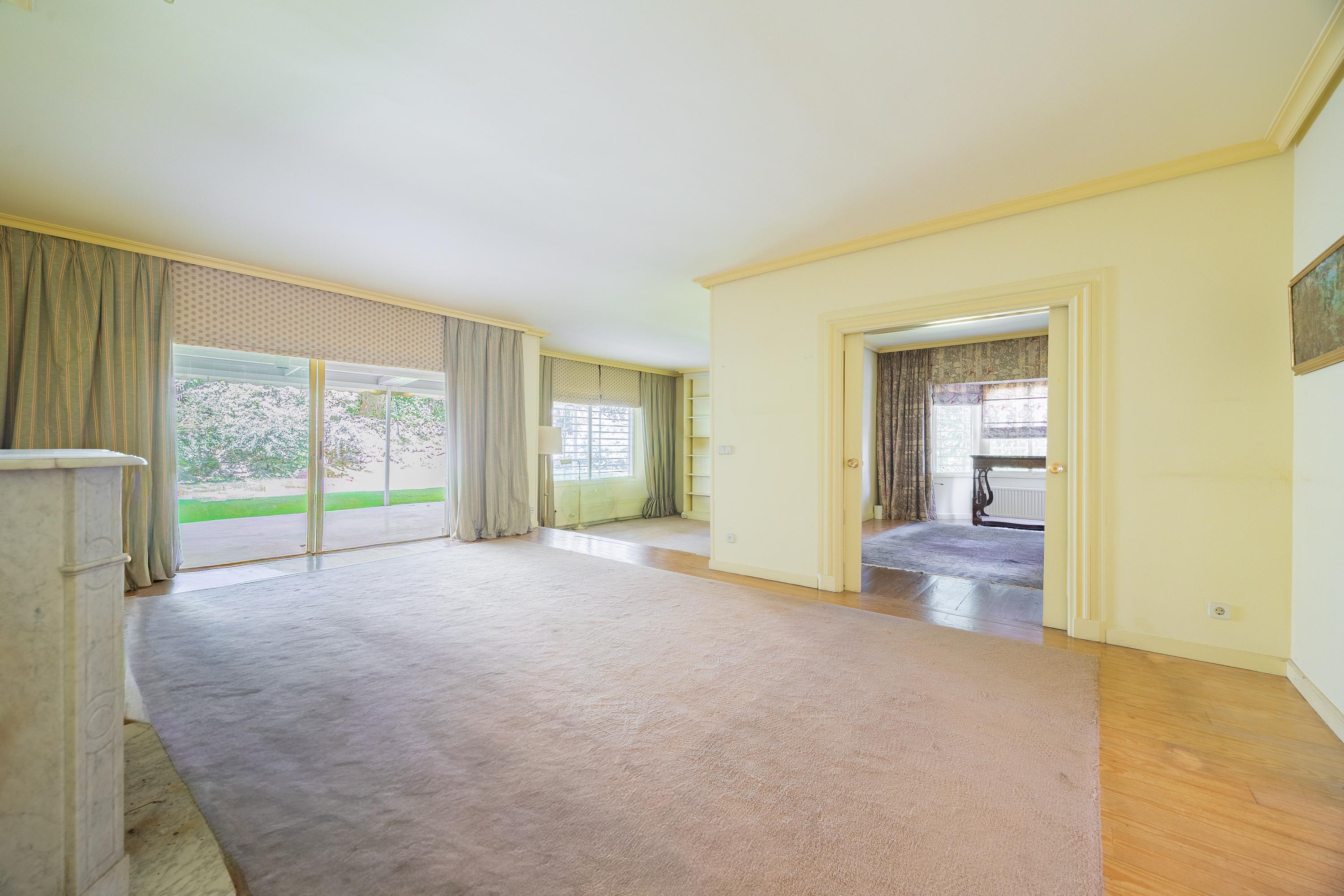 Semi-Detached Townhouse en Venta en C. de Fresnedillas - 2