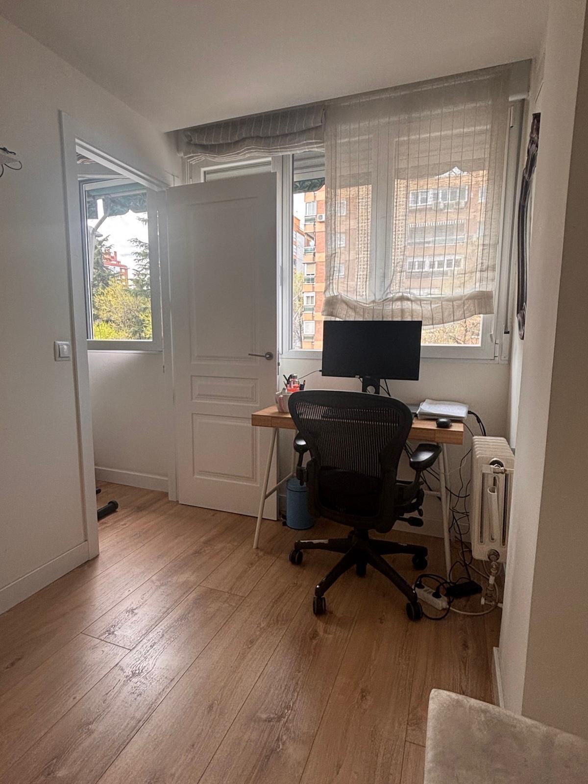 Piso en Venta en C. de Torrelaguna - 26