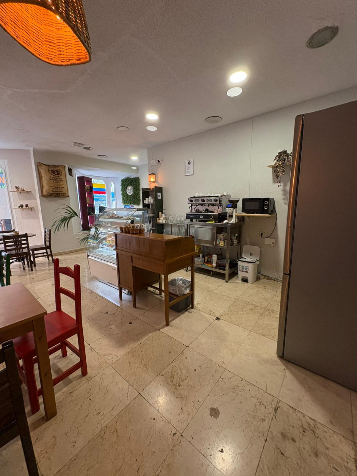 Traspaso de negocio - C. Pablo Iglesias - 14