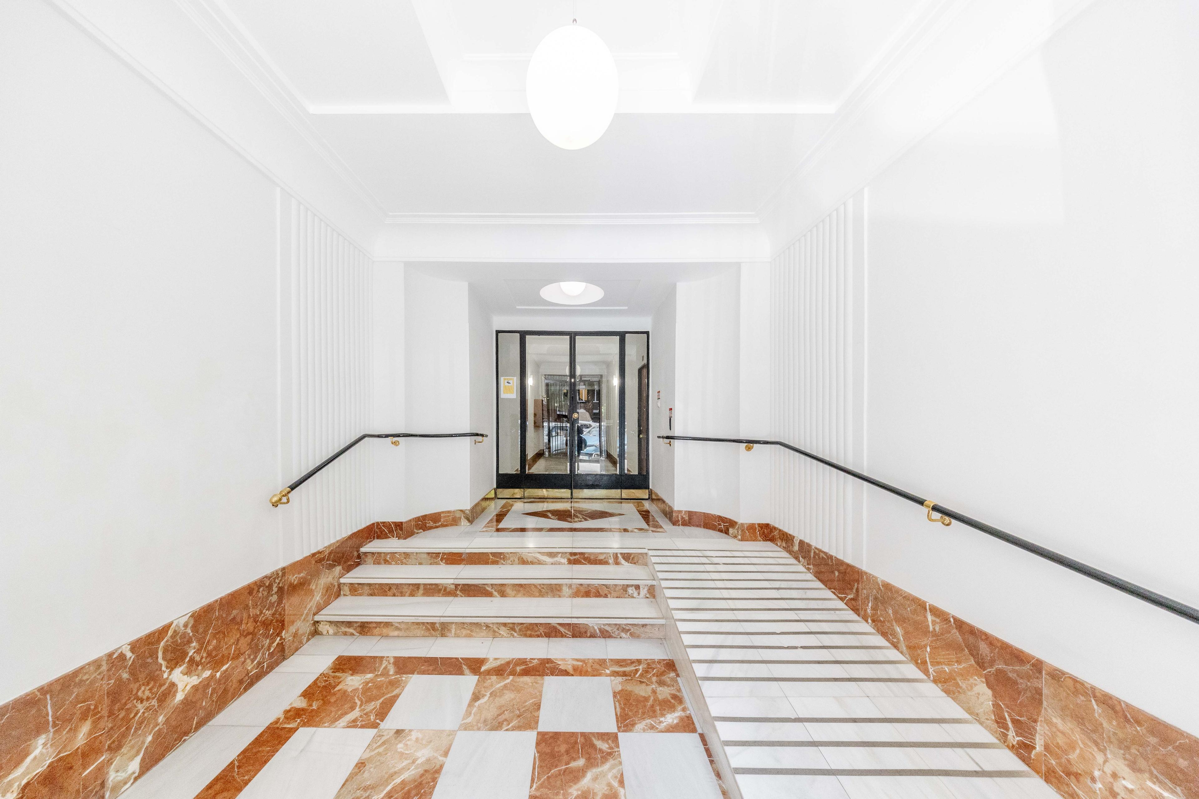 Piso en Venta en C. del Duque de Sesto - 30