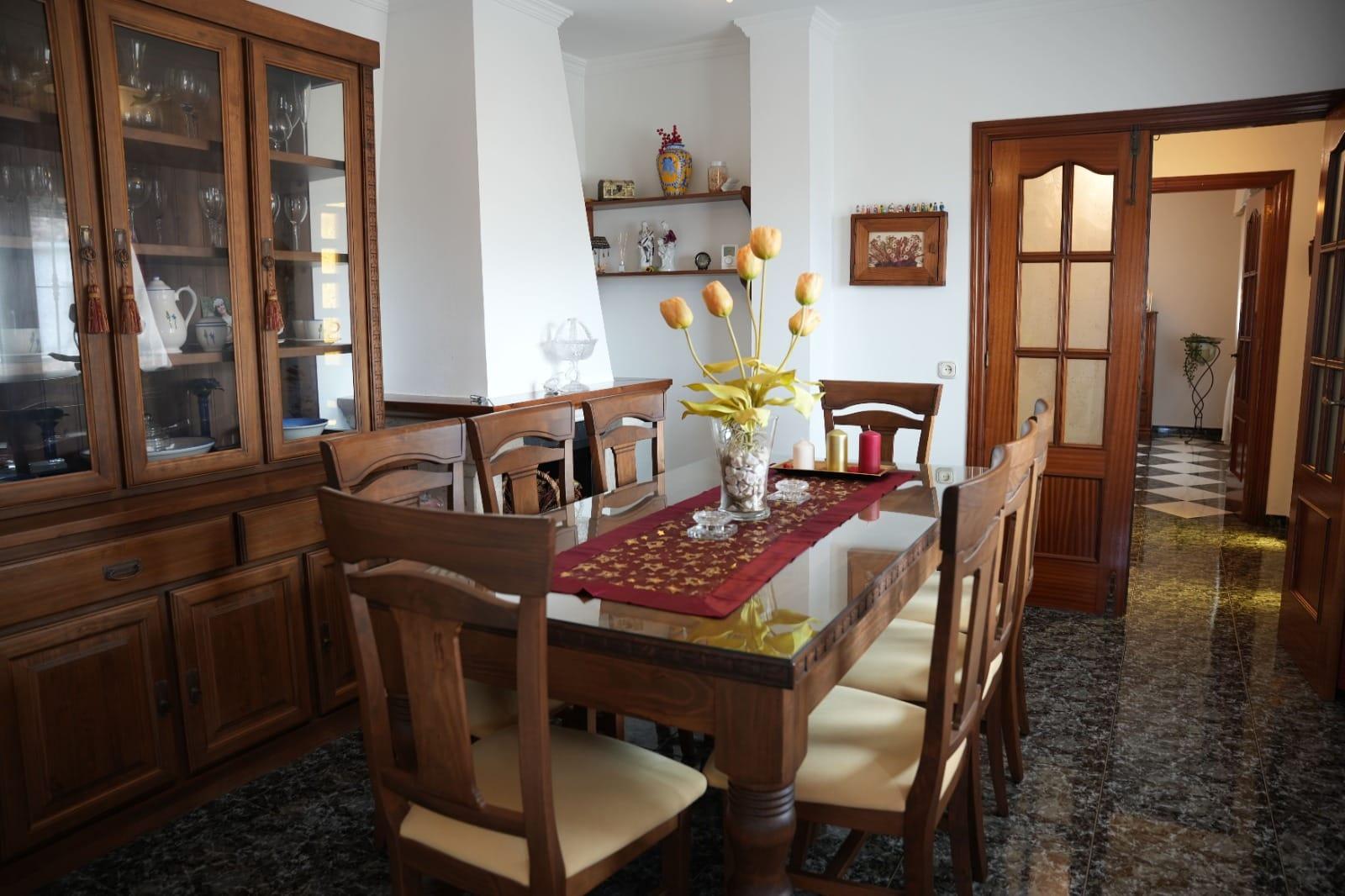 Casa Adosada en Venta en Av. Inmaculada Concepción - 12