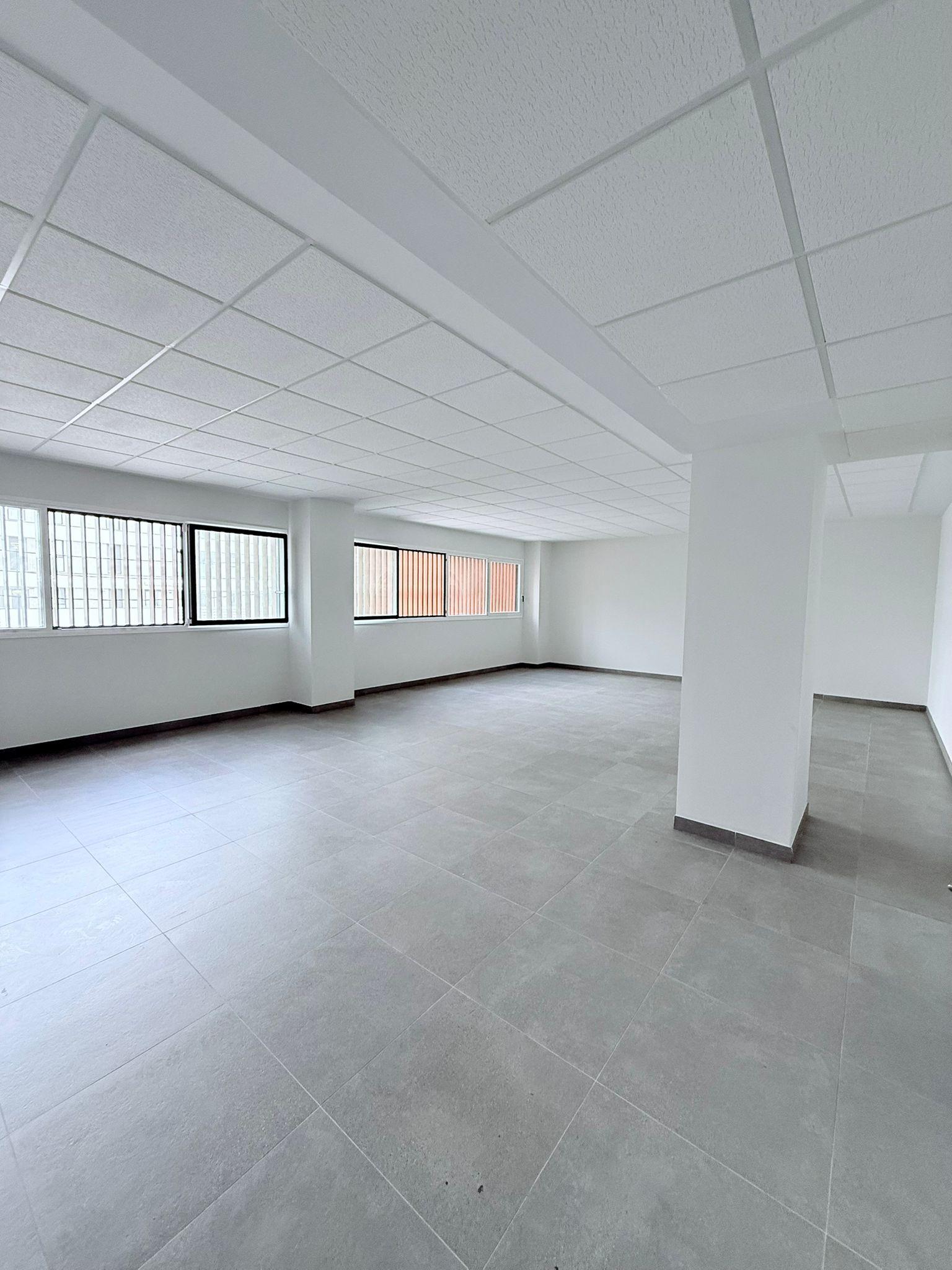 Oficina en Alquiler en Avenida de Palmas Altas - 4