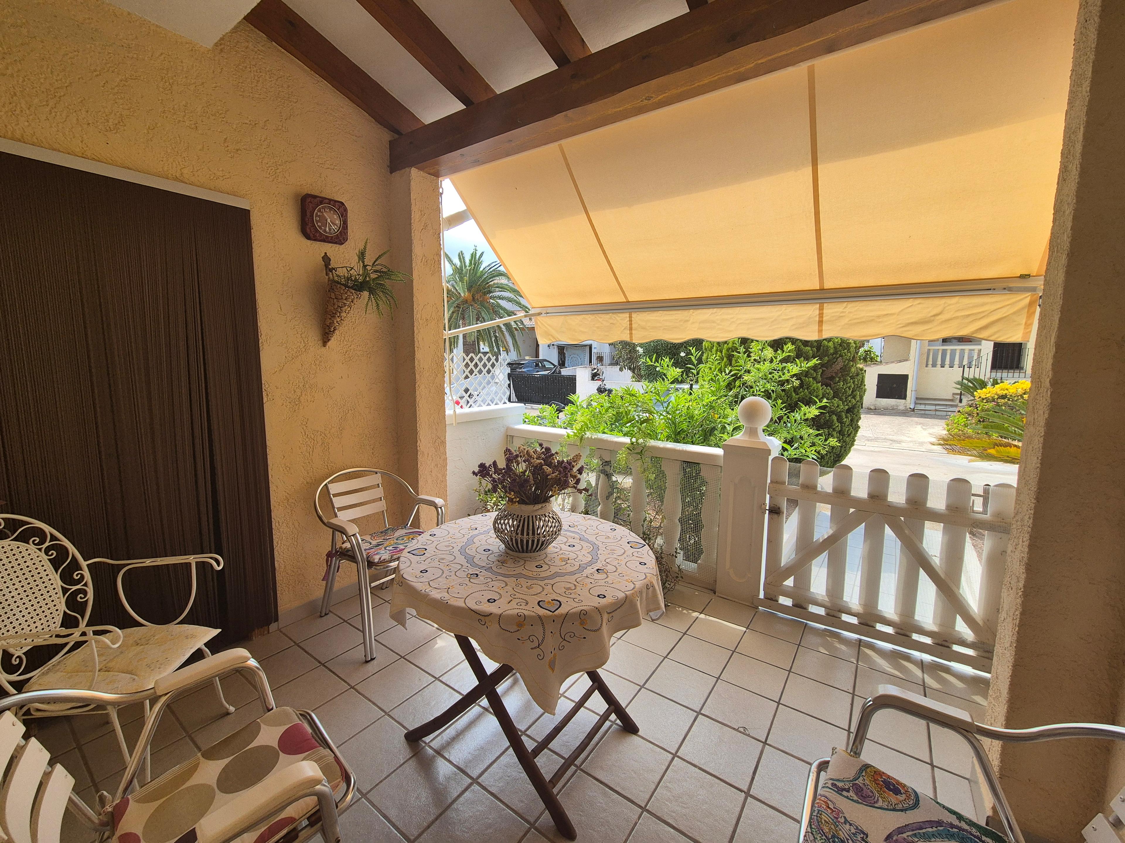 Townhouse en Venta en Carrer el Saüc - 11