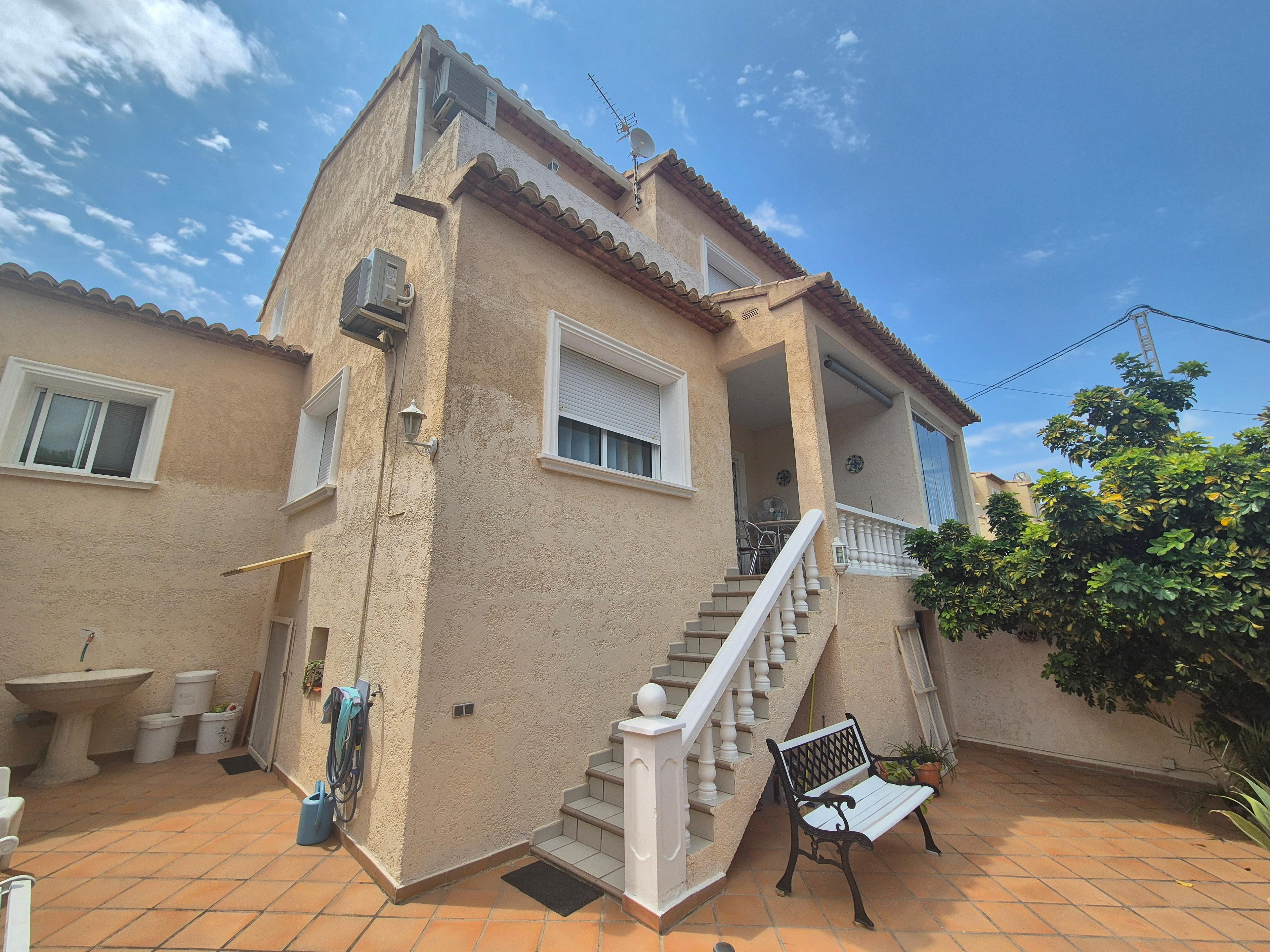Townhouse en Venta en Carrer el Saüc - 14
