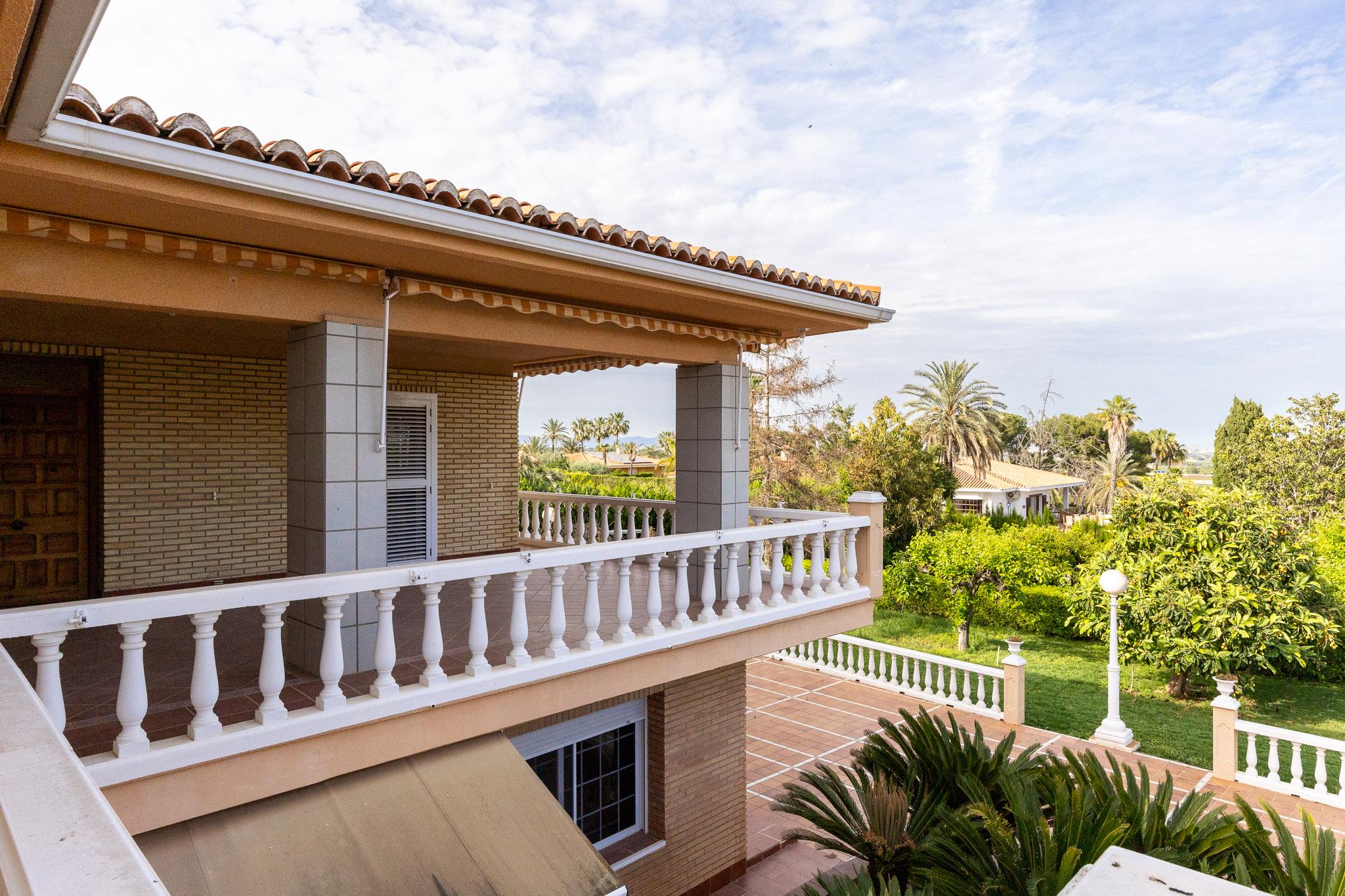 Casa en Venta - Urb. Tancat de l'Alter - 41
