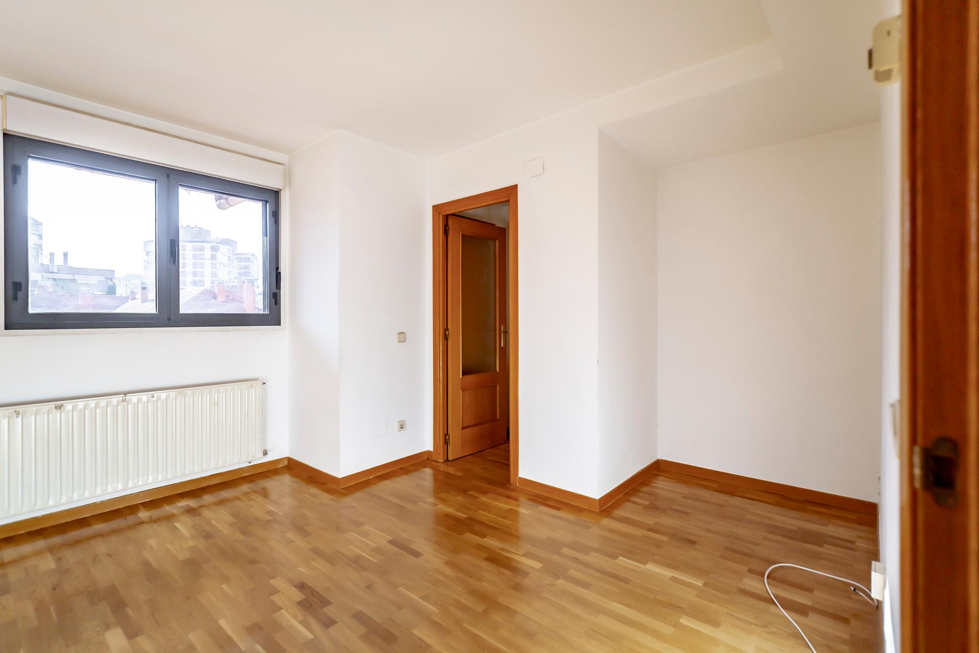 Ático en Alquiler - Calle de Rafael Bergamín - 18