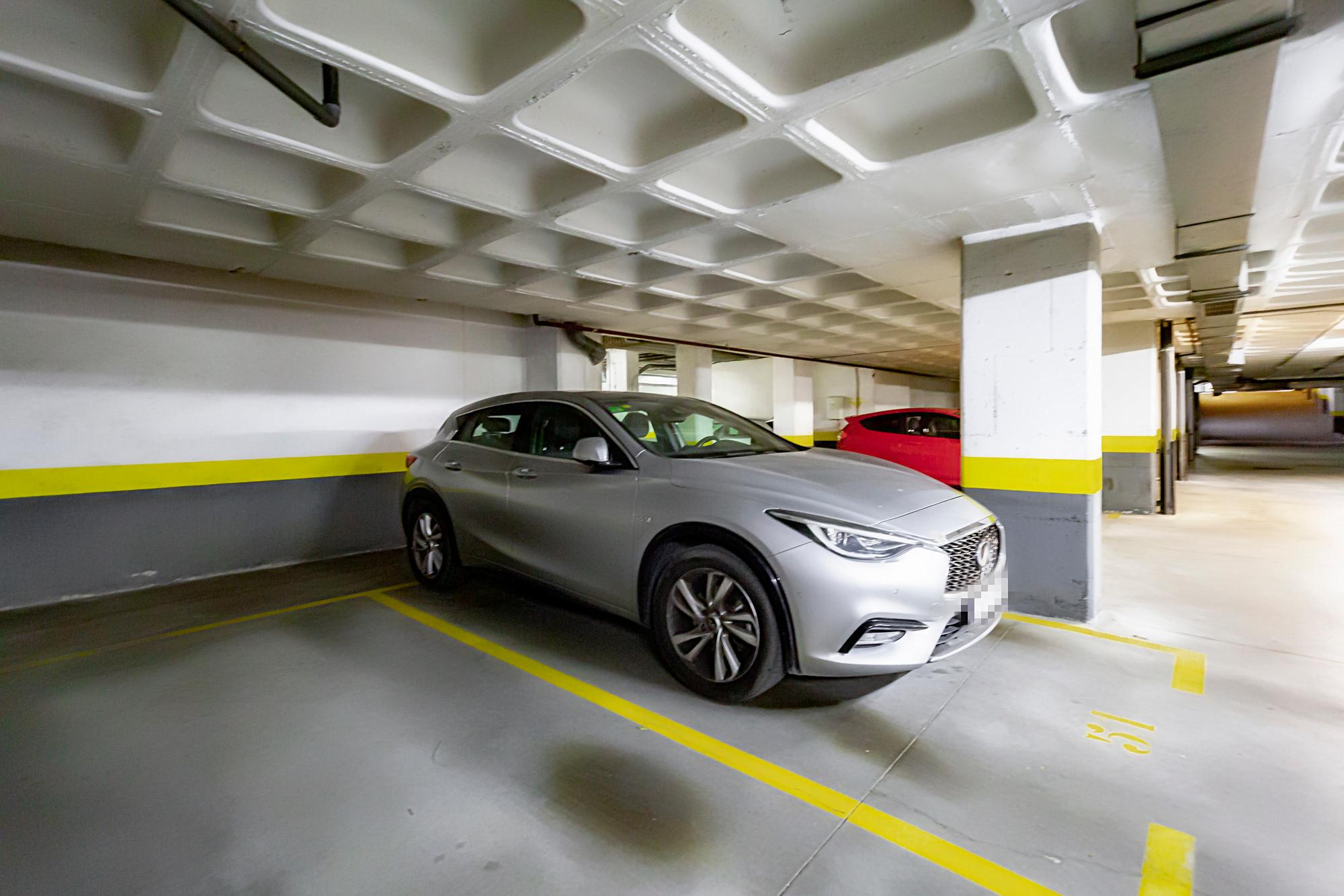 Ático en Alquiler - Calle de Rafael Bergamín - 46