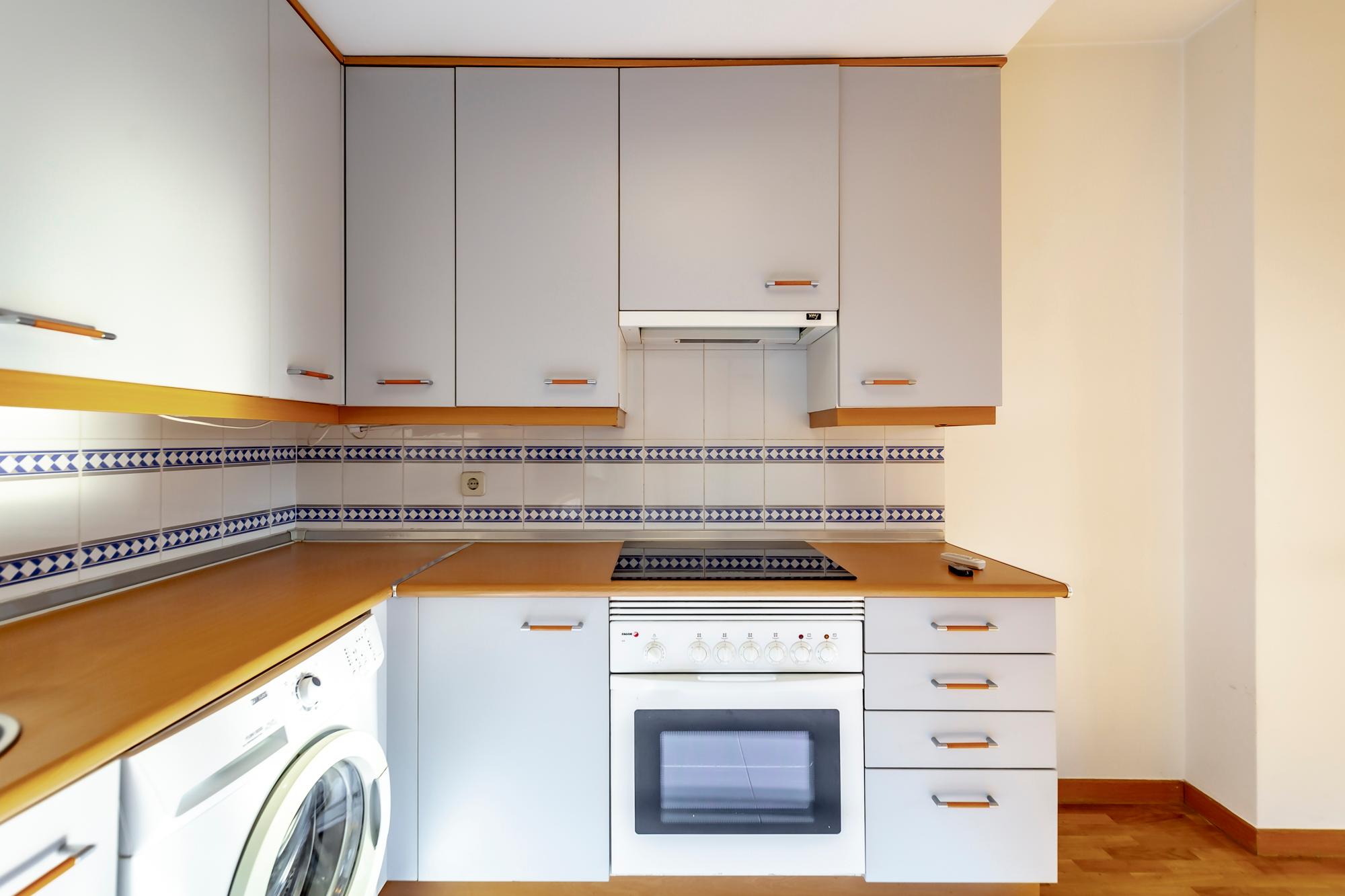 Ático en Alquiler - Calle de Rafael Bergamín - 21