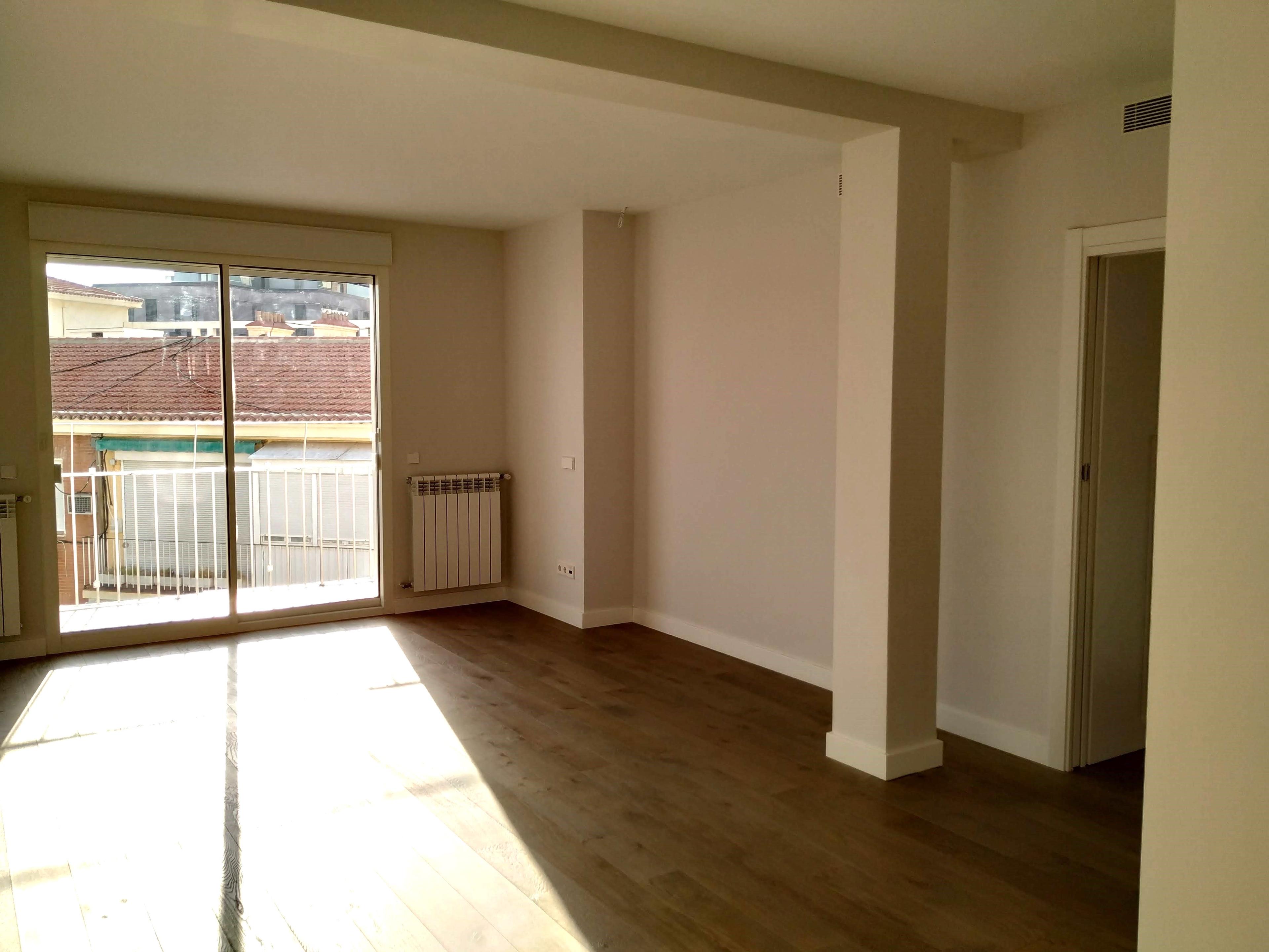 Piso en Alquiler - C. de Andrés Mellado - 2