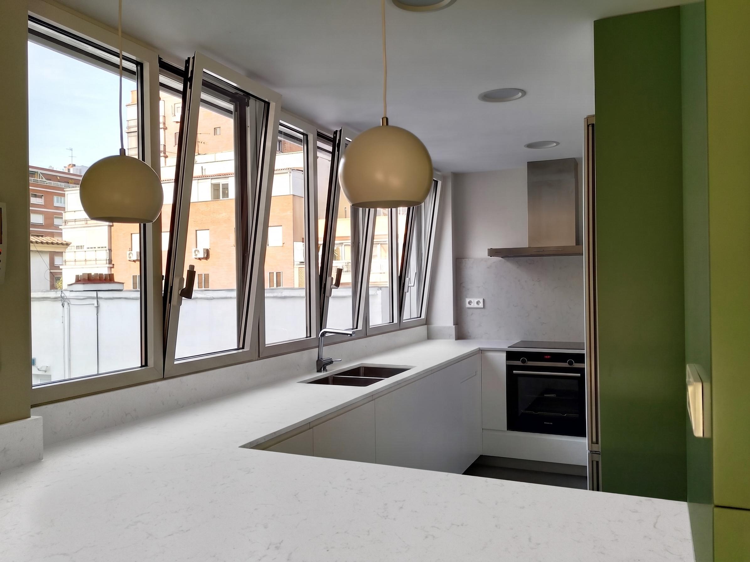 Piso en Alquiler - C. de Andrés Mellado - 14