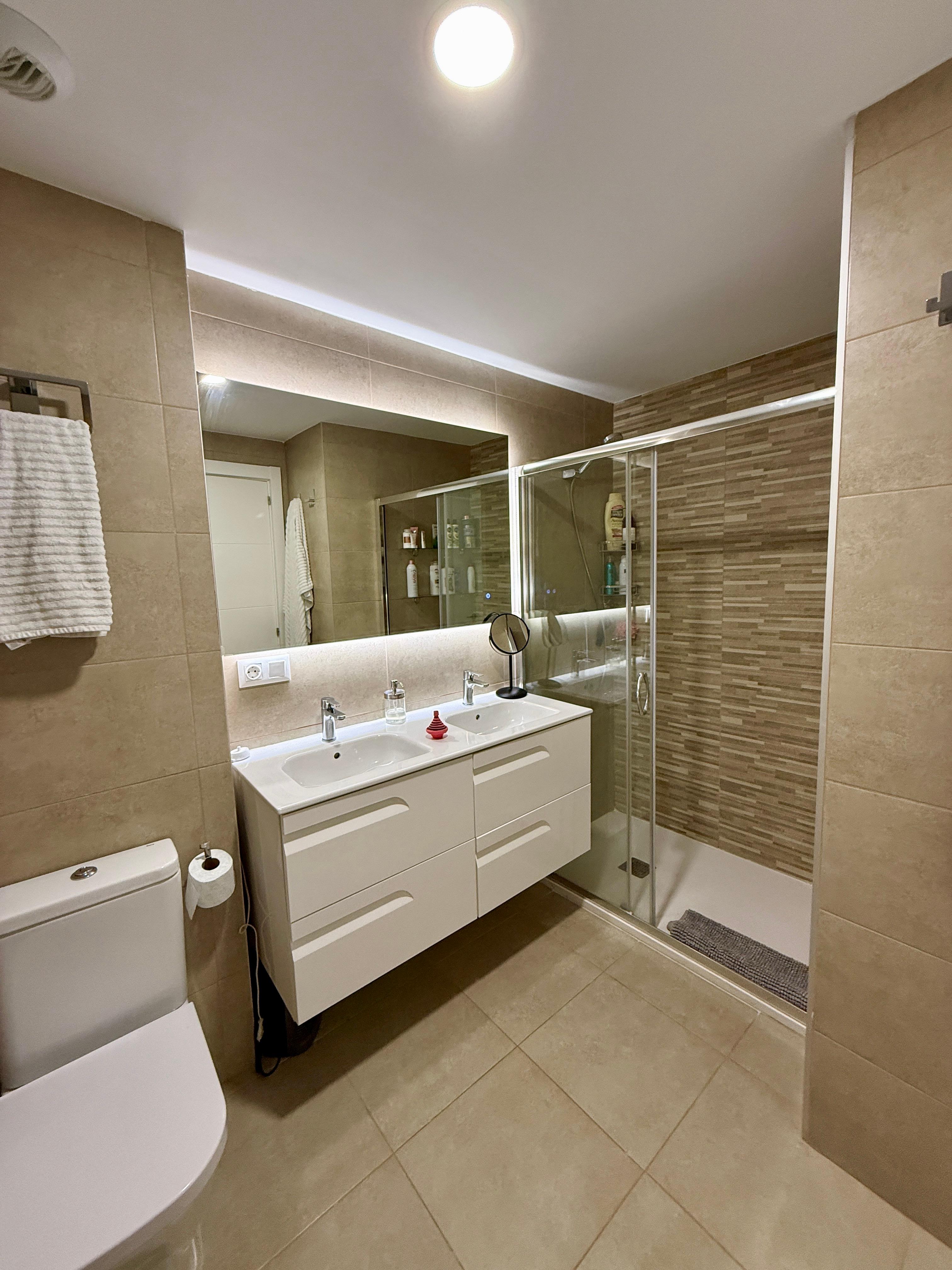 Piso en Alquiler en Calle del Pintor Sabater - 18