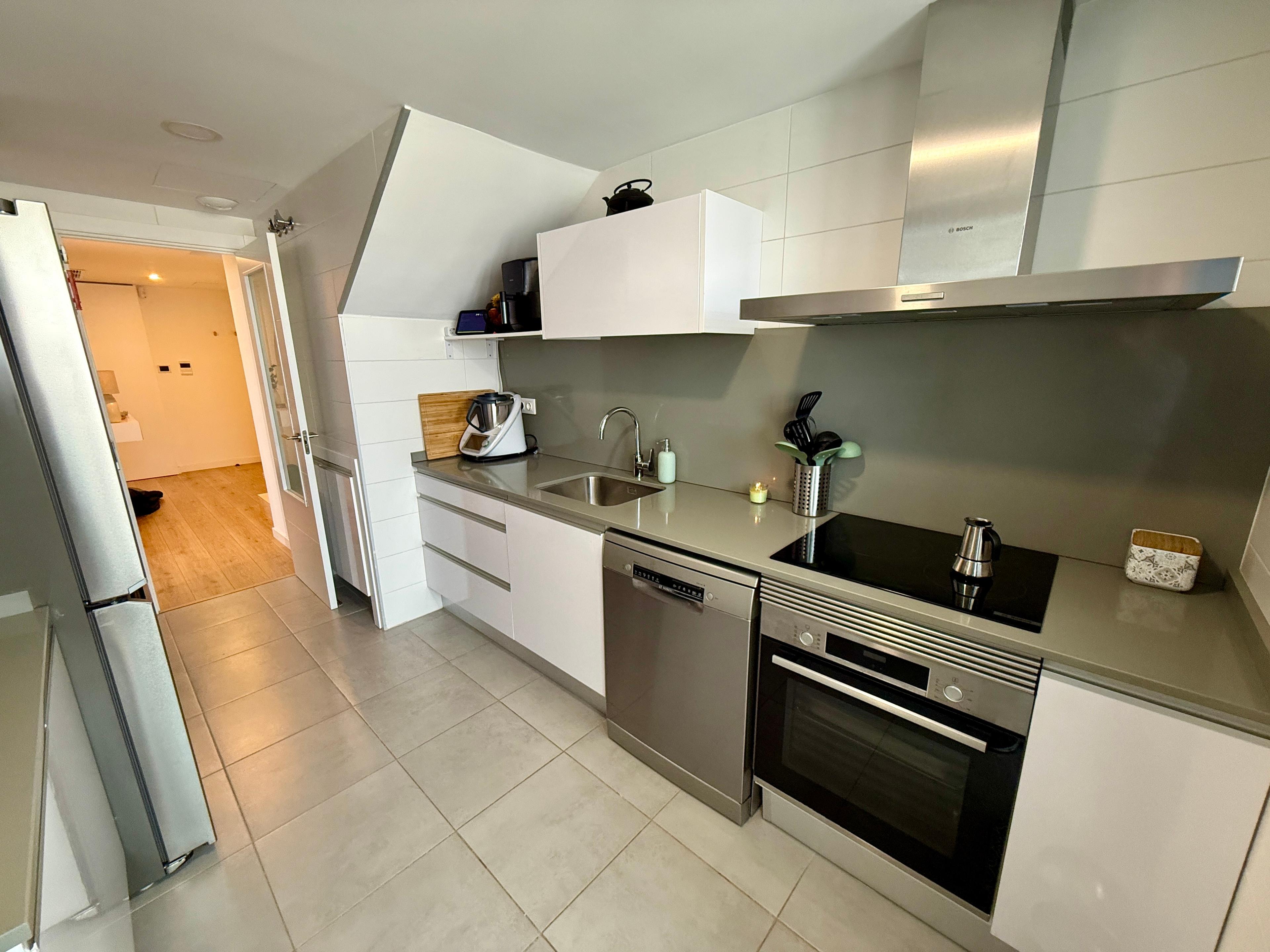 Piso en Alquiler en Calle del Pintor Sabater - 12