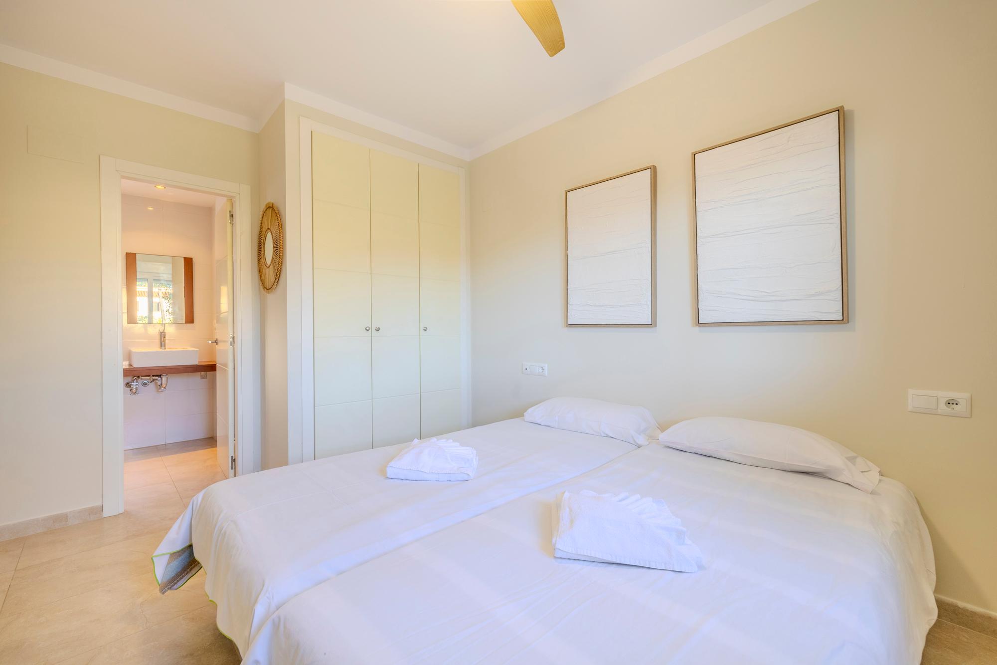 Piso en Venta en Carretera de les Marines a Dénia - 28