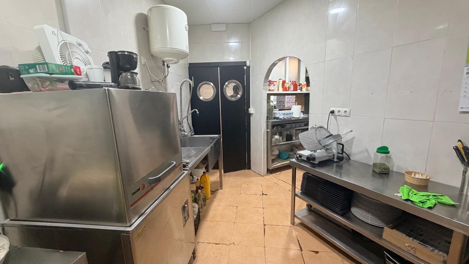 Traspaso de negocio - Av. de la Vega - 17