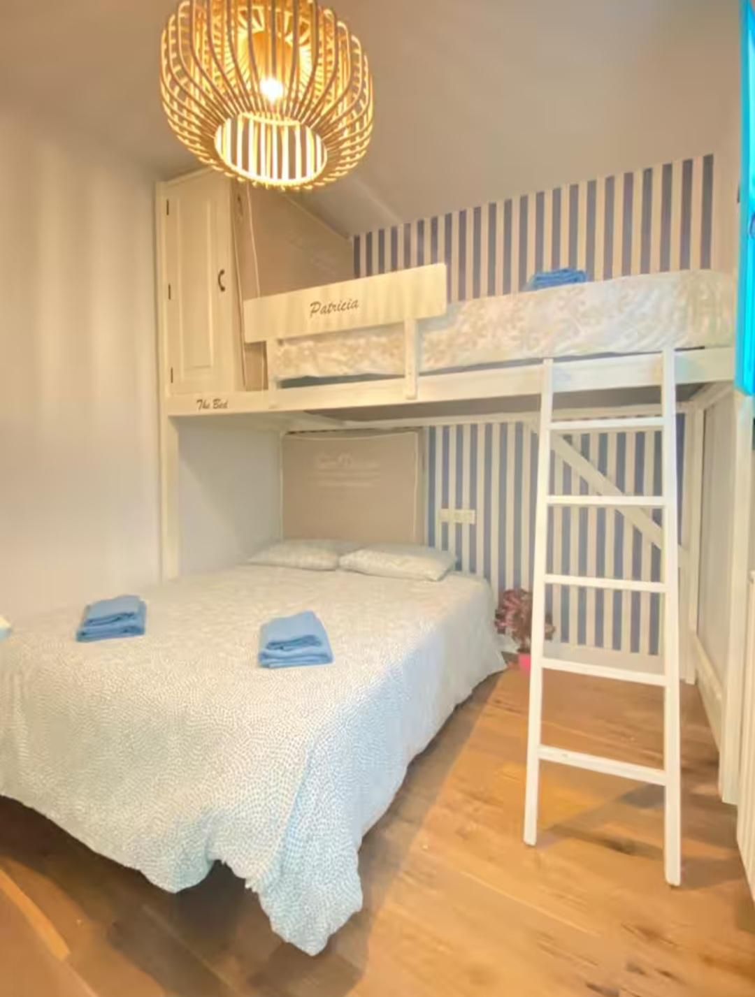 Edificio en Venta en Calle Francos - 9