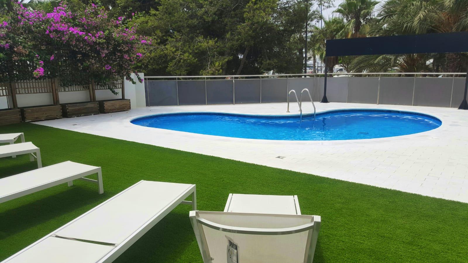 Piso en Alquiler en Avinguda 8 d'Agost - 24