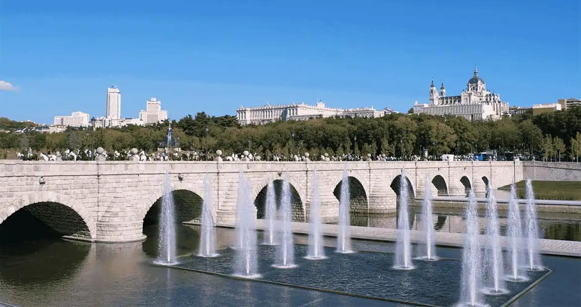 Piso en Venta - Av. de Valladolid - 17