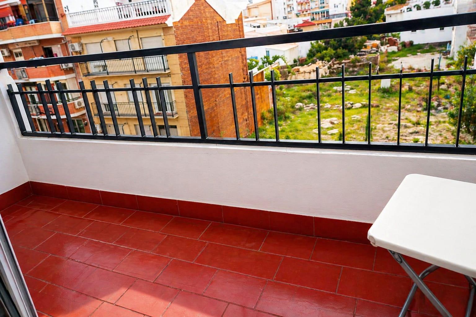 Piso en Venta en Calle Eduardo Domínguez Ávila - 12