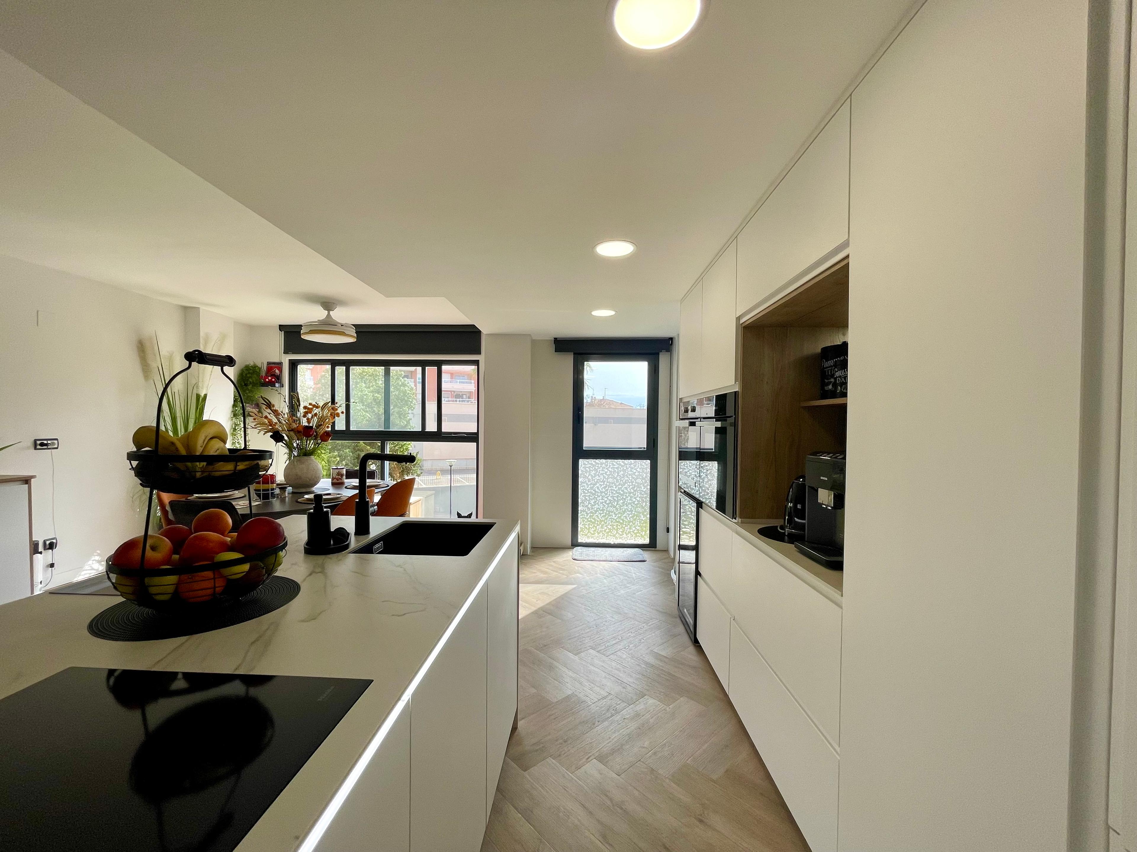 Piso en Venta en Carrer Benimantell - 8