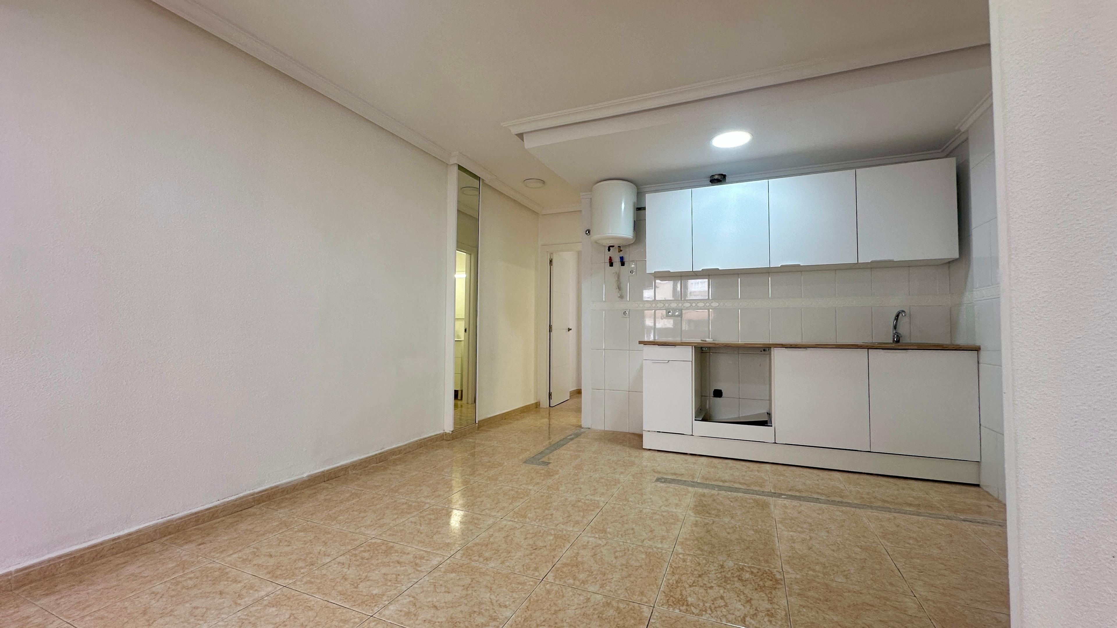 Piso en Venta en Av. Diego Ramírez Pastor - 2