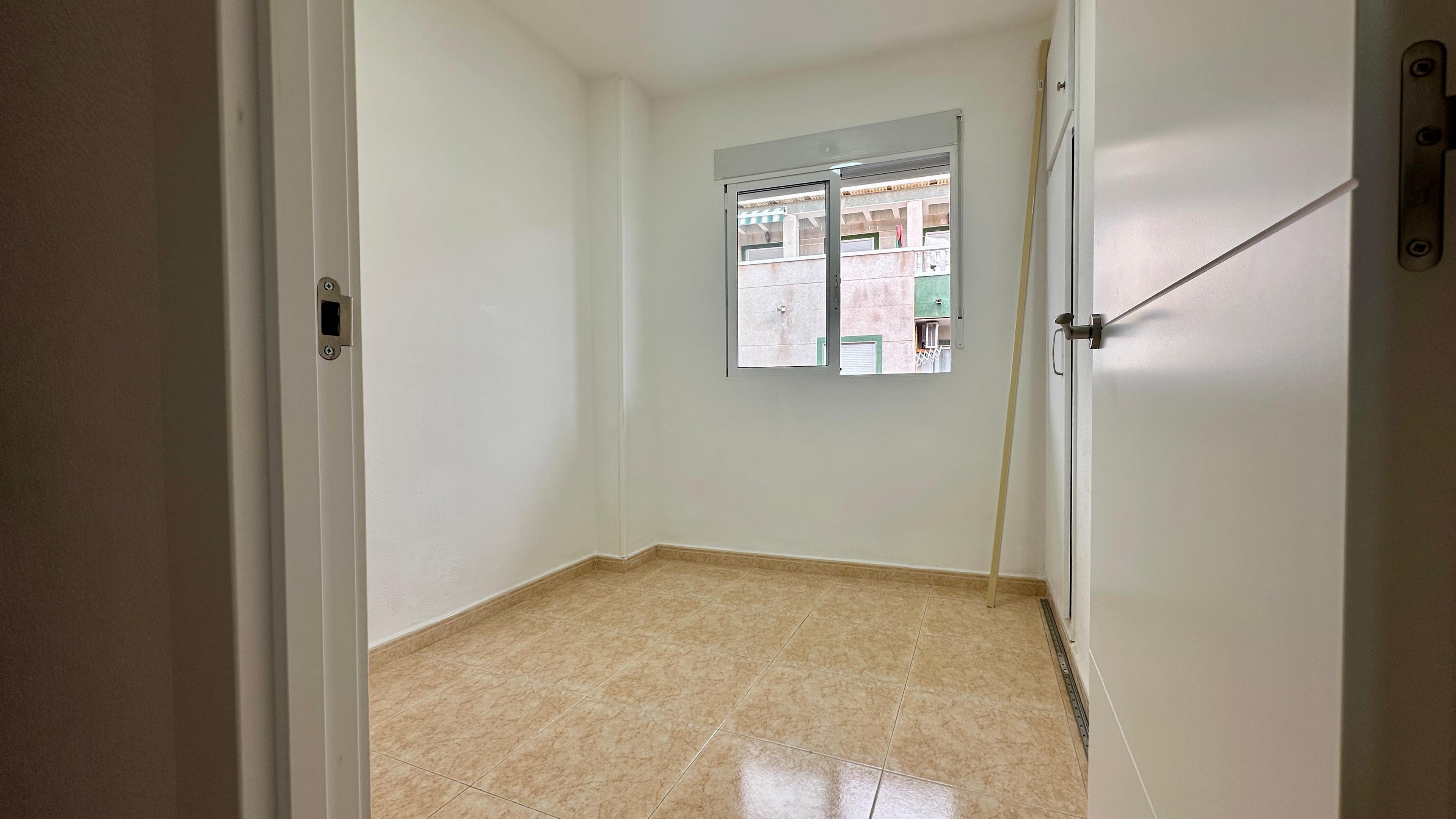Piso en Venta en Av. Diego Ramírez Pastor - 21