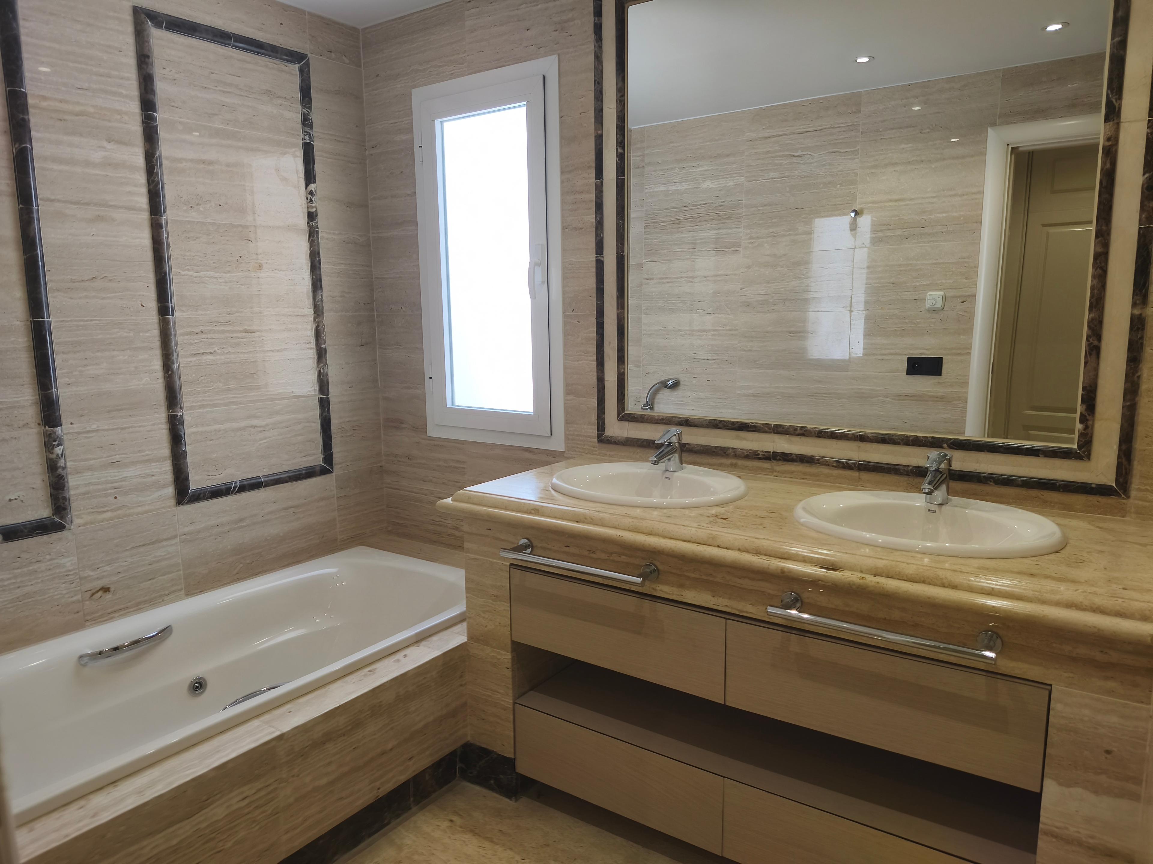 Piso en Venta en Calle Lago de los Cisnes - 15