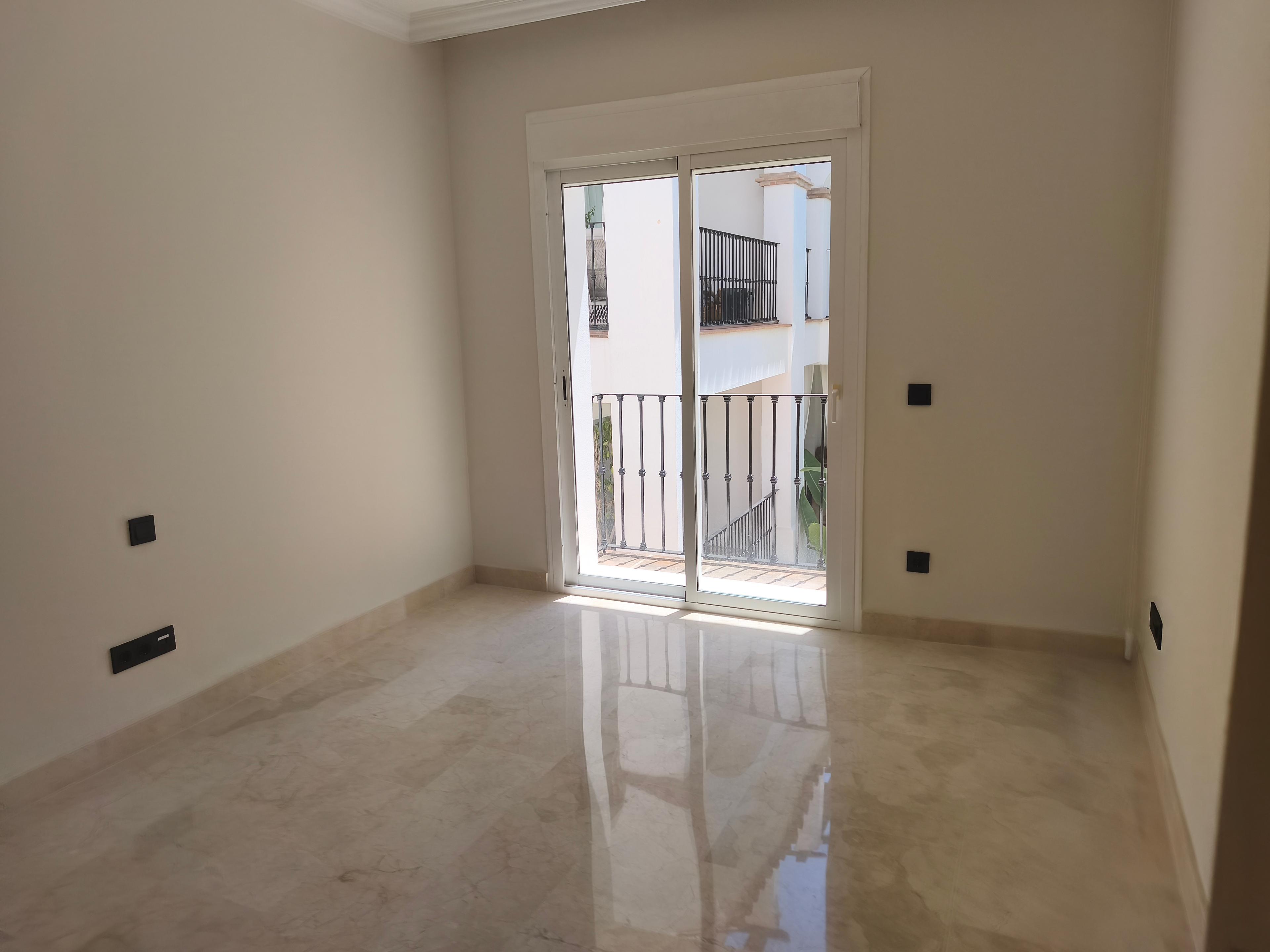 Piso en Venta en Calle Lago de los Cisnes - 21