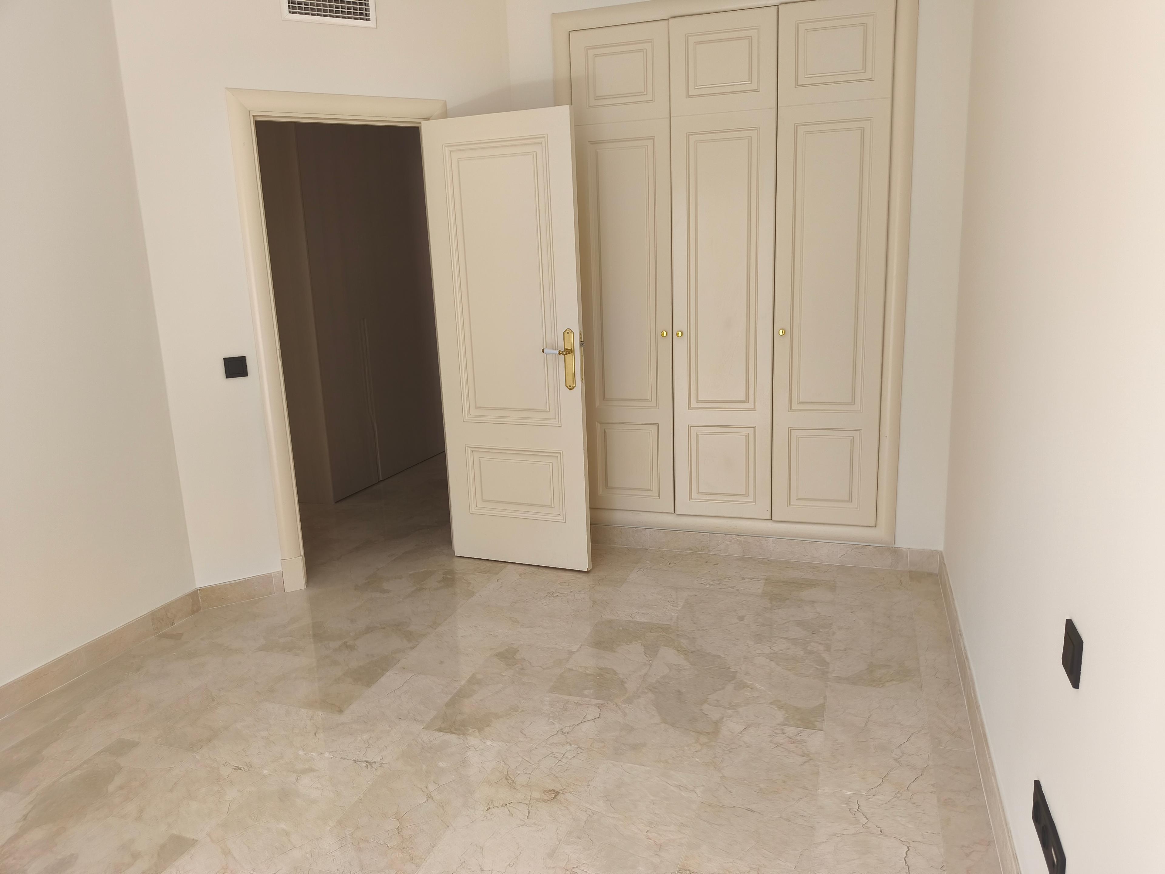 Piso en Venta en Calle Lago de los Cisnes - 22