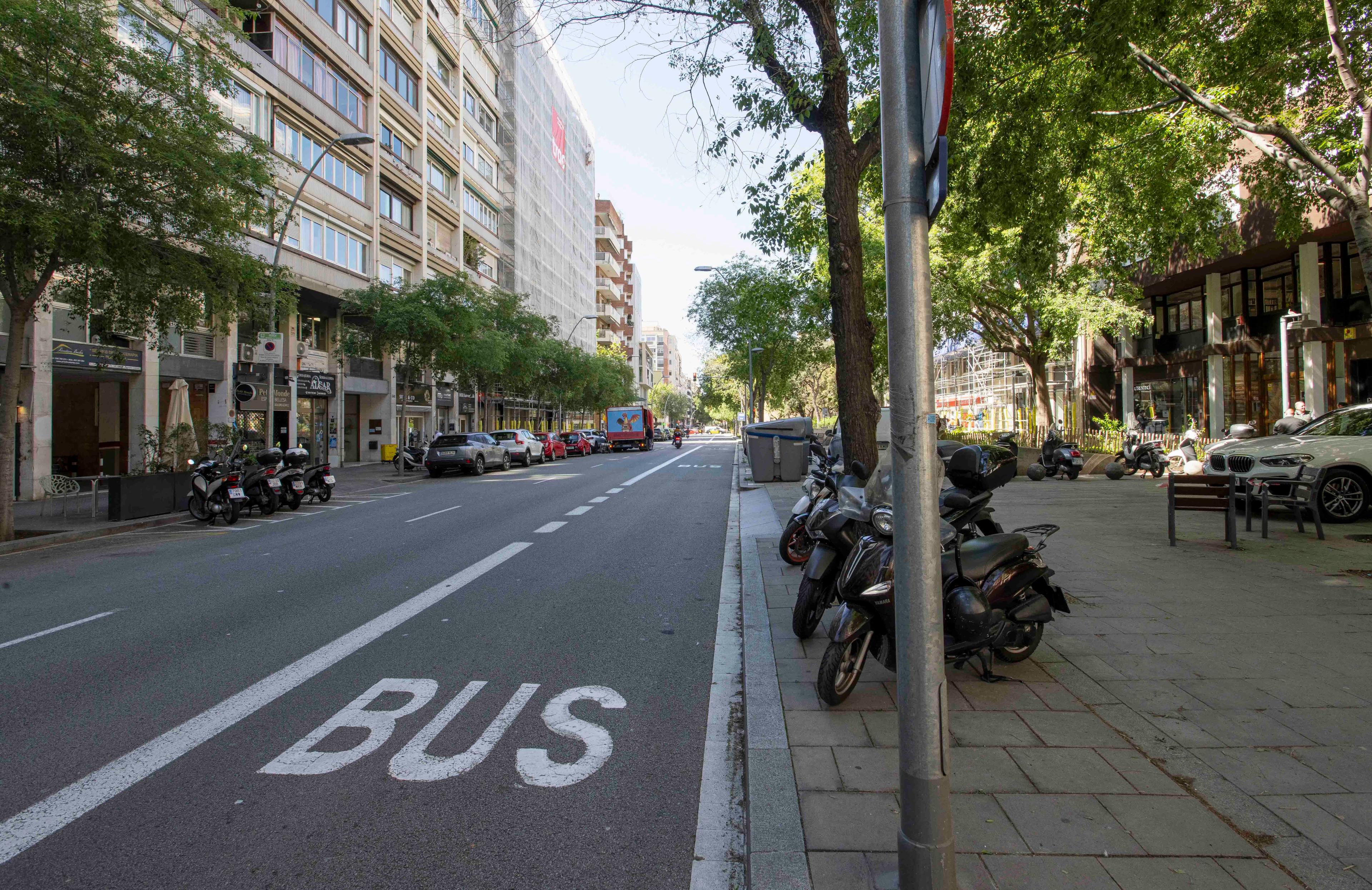 Piso en Venta - Travessera de les Corts - 38