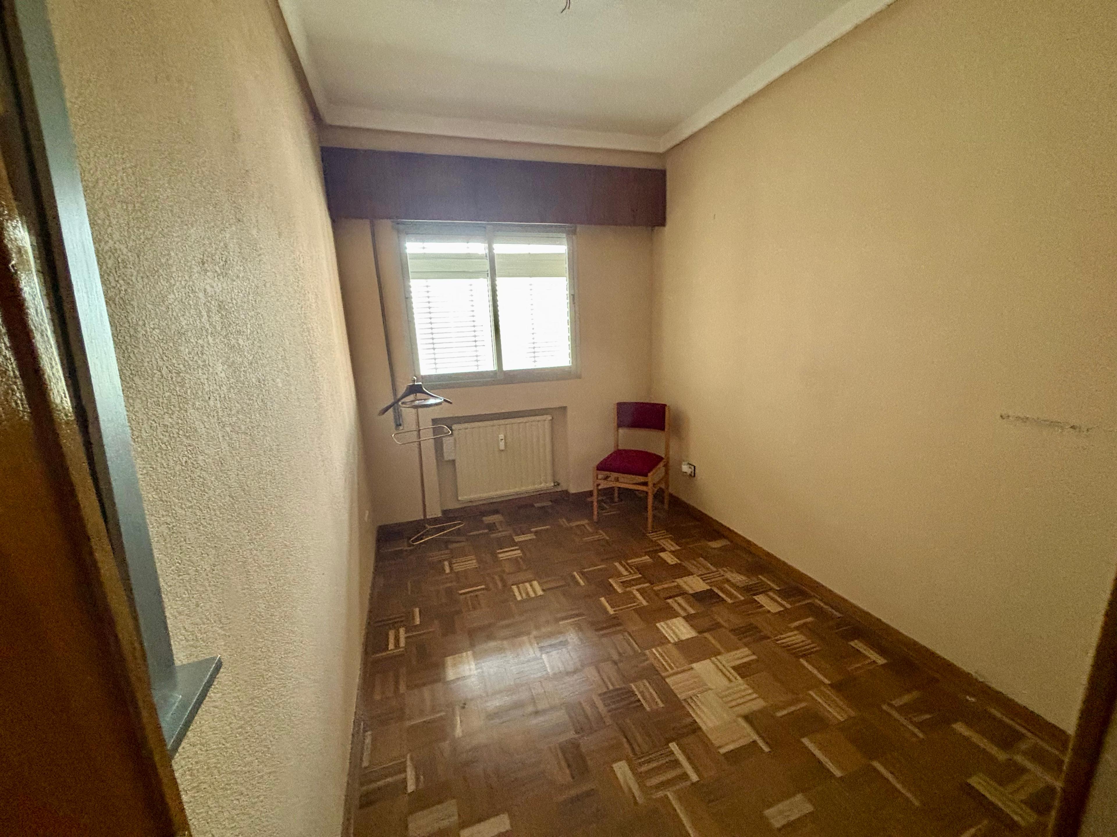 Piso en Alquiler en Calle Antonio Calvo - 14