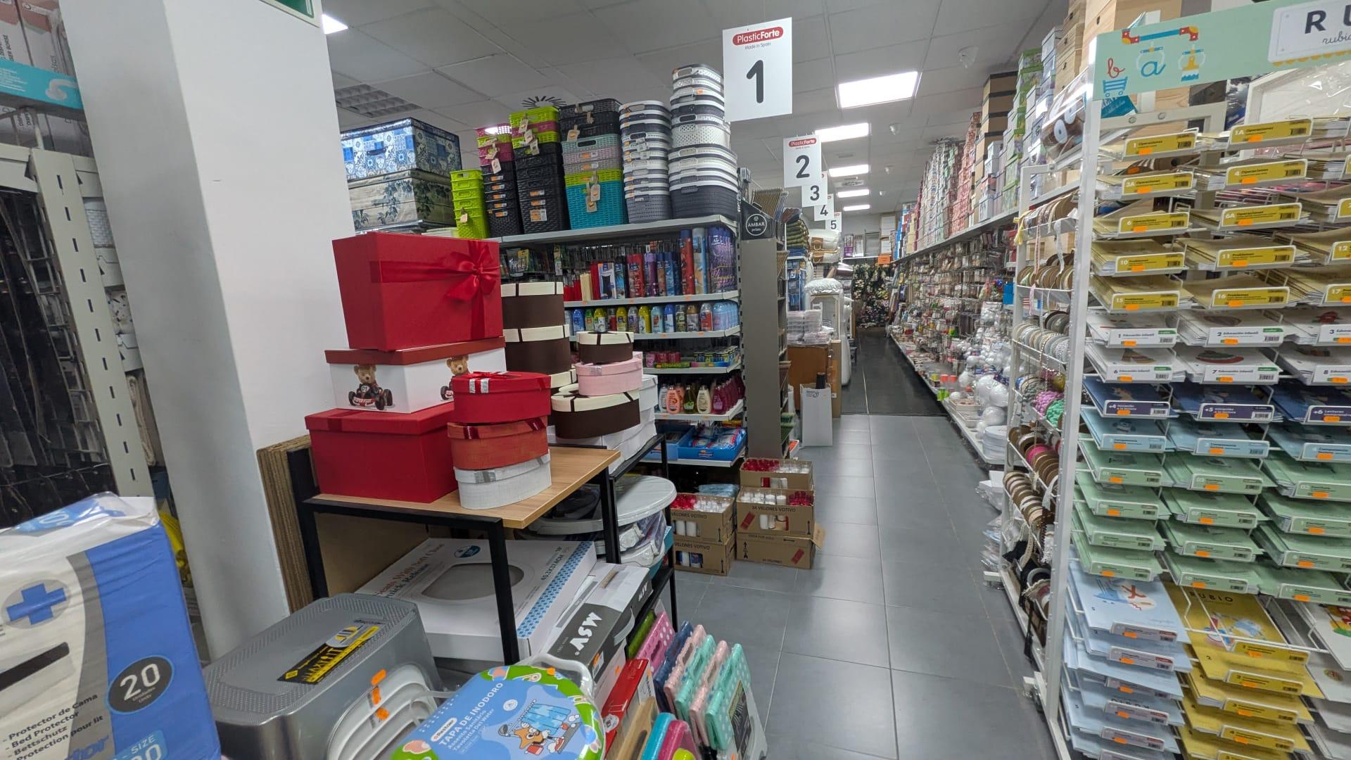 Local en Venta en Carrer Sant Vicent - 15